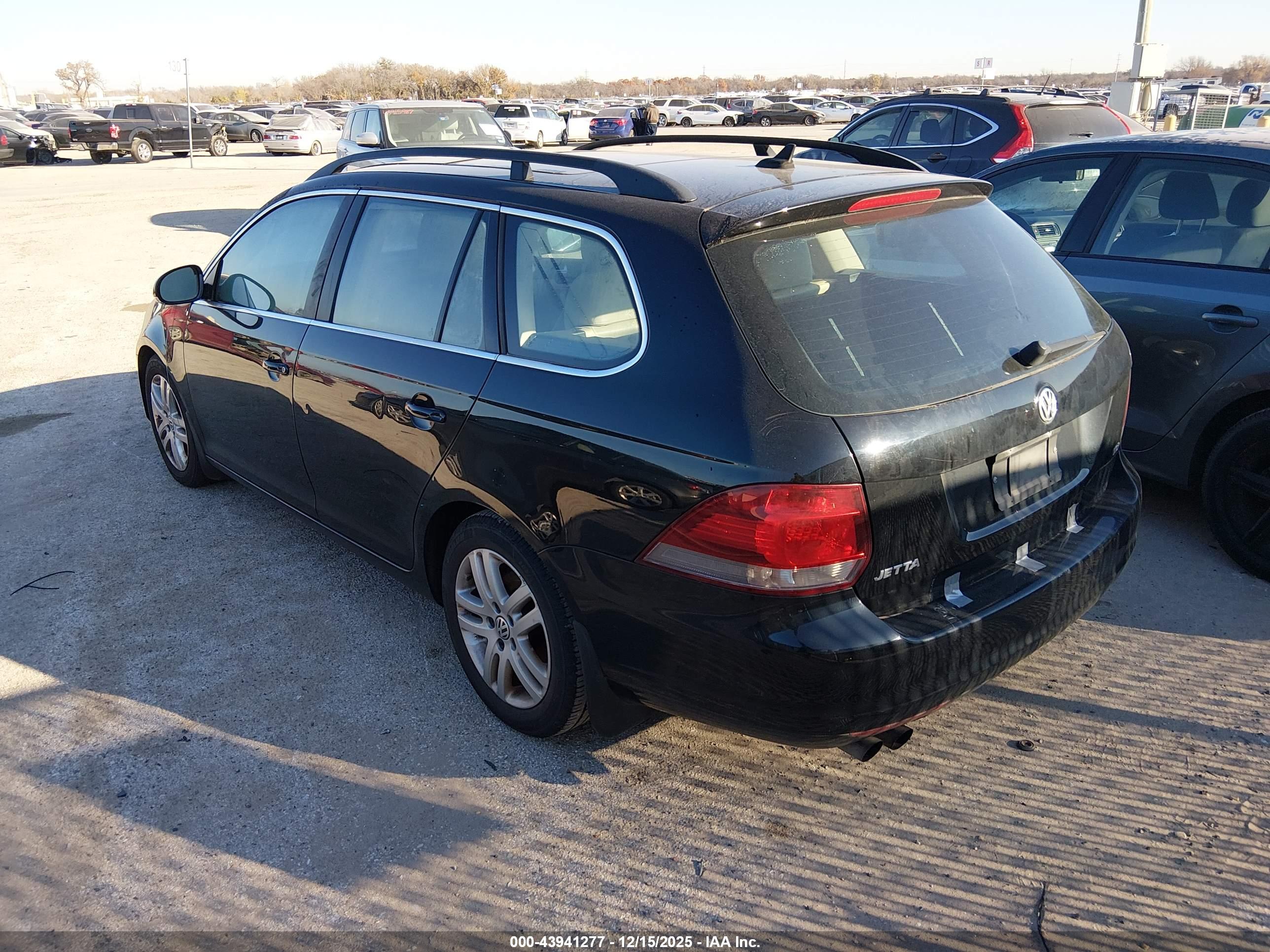 VOLKSWAGEN JETTA image 3