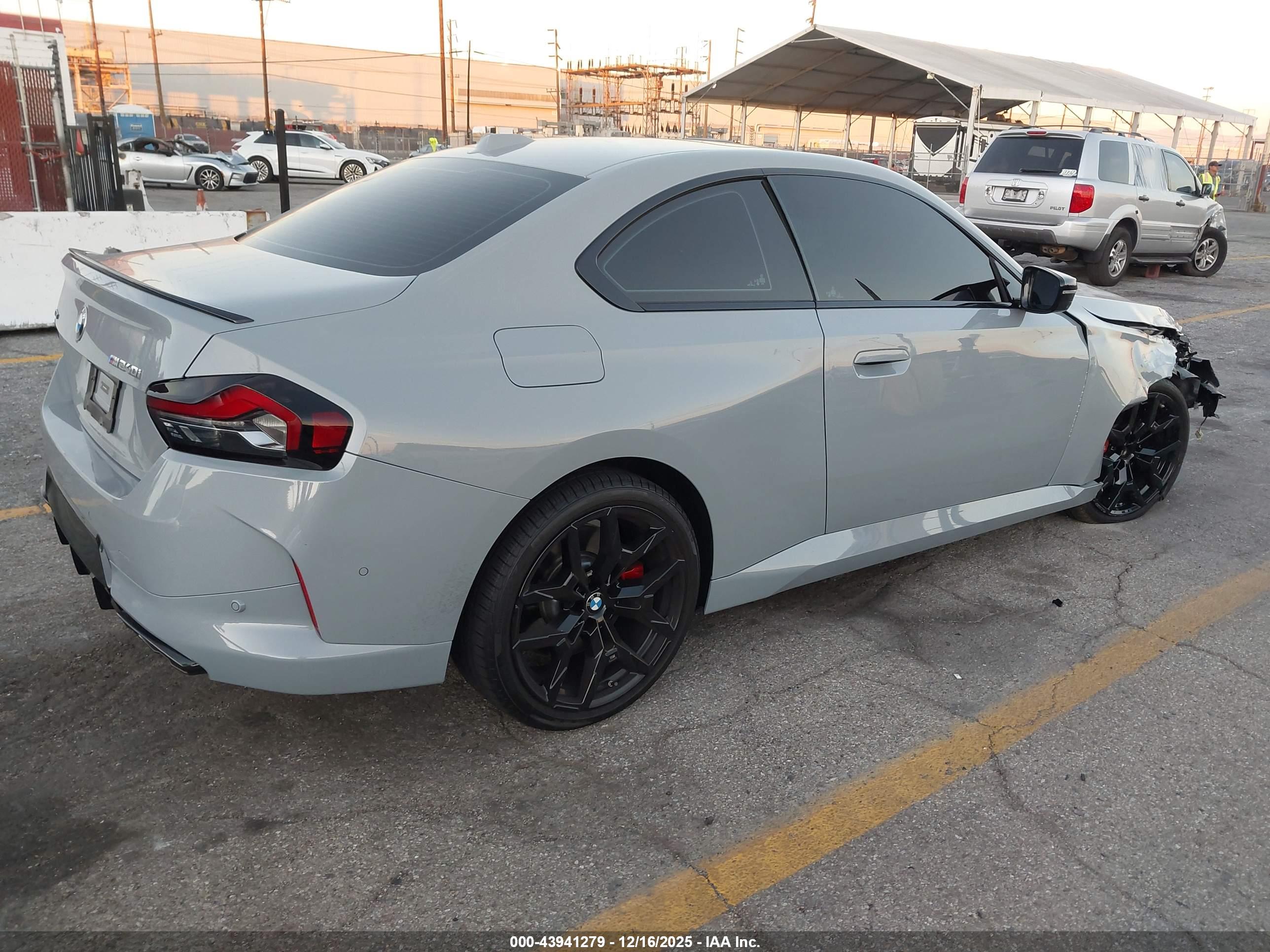 BMW M240 image 4