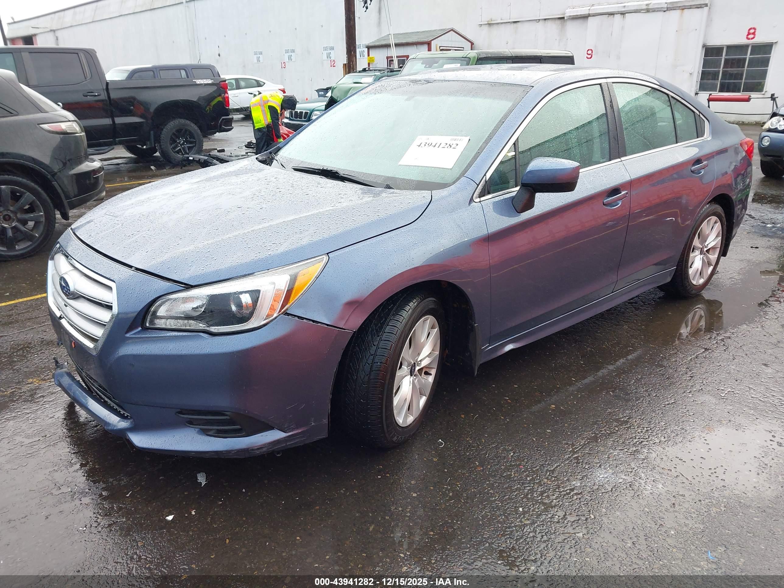 SUBARU LEGACY image 2