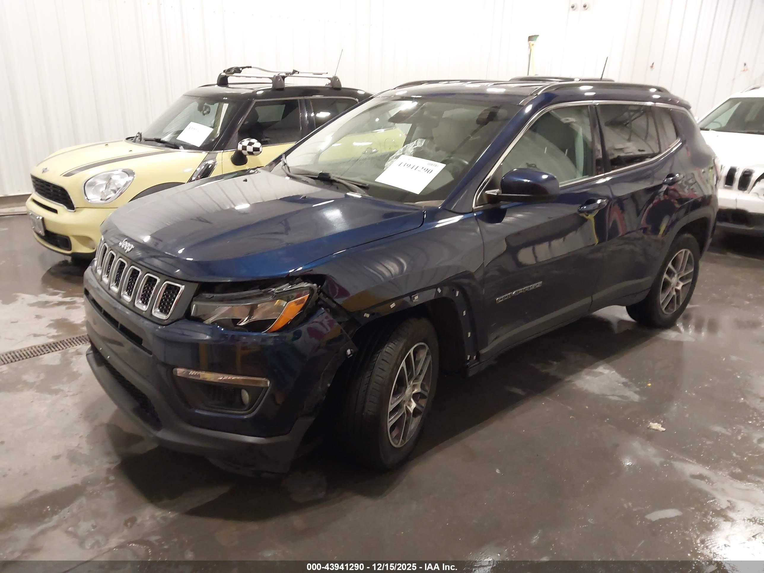 JEEP COMPASS image 2