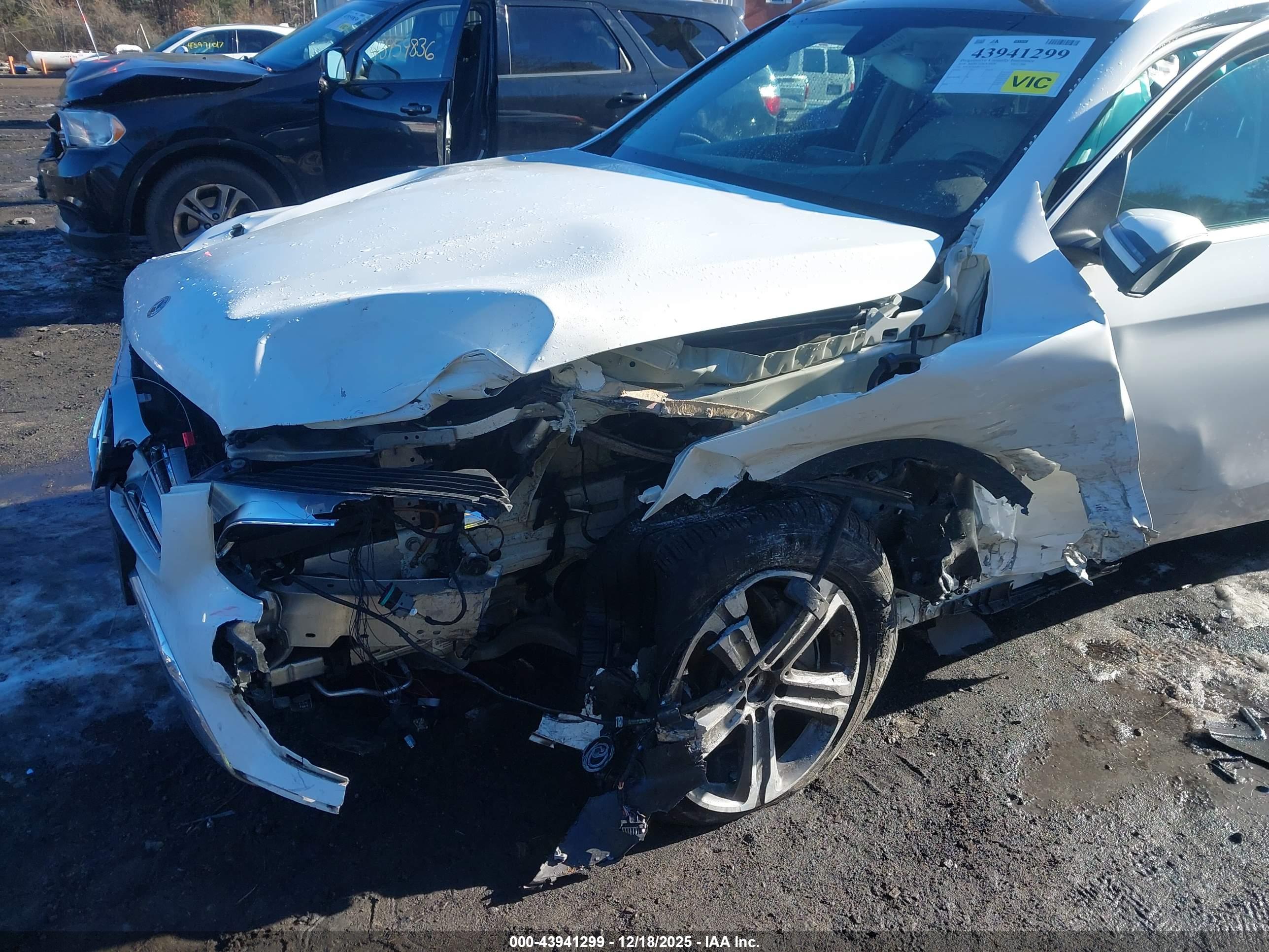 MERCEDES-BENZ GLC image 6