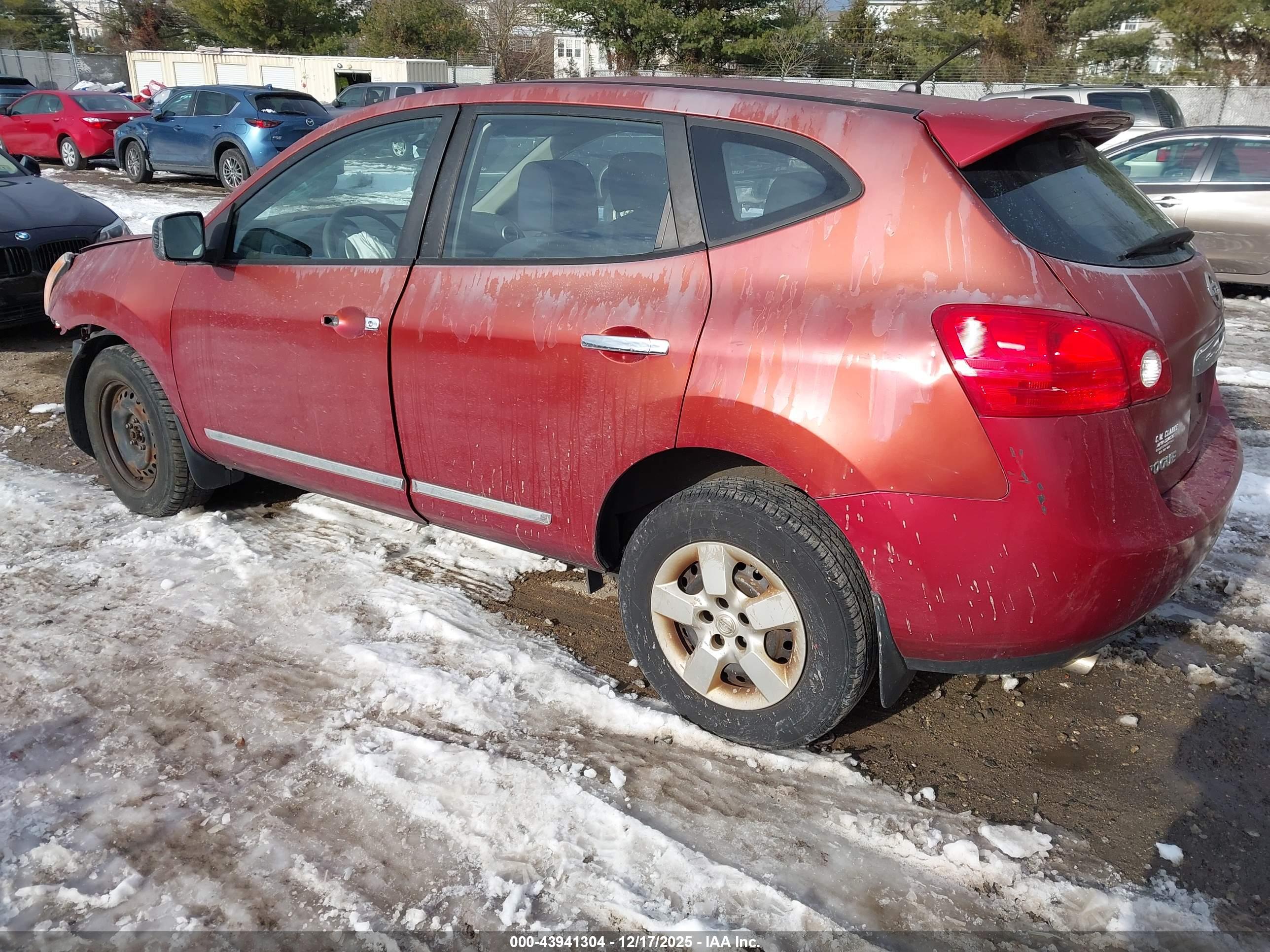 NISSAN ROGUE image 3