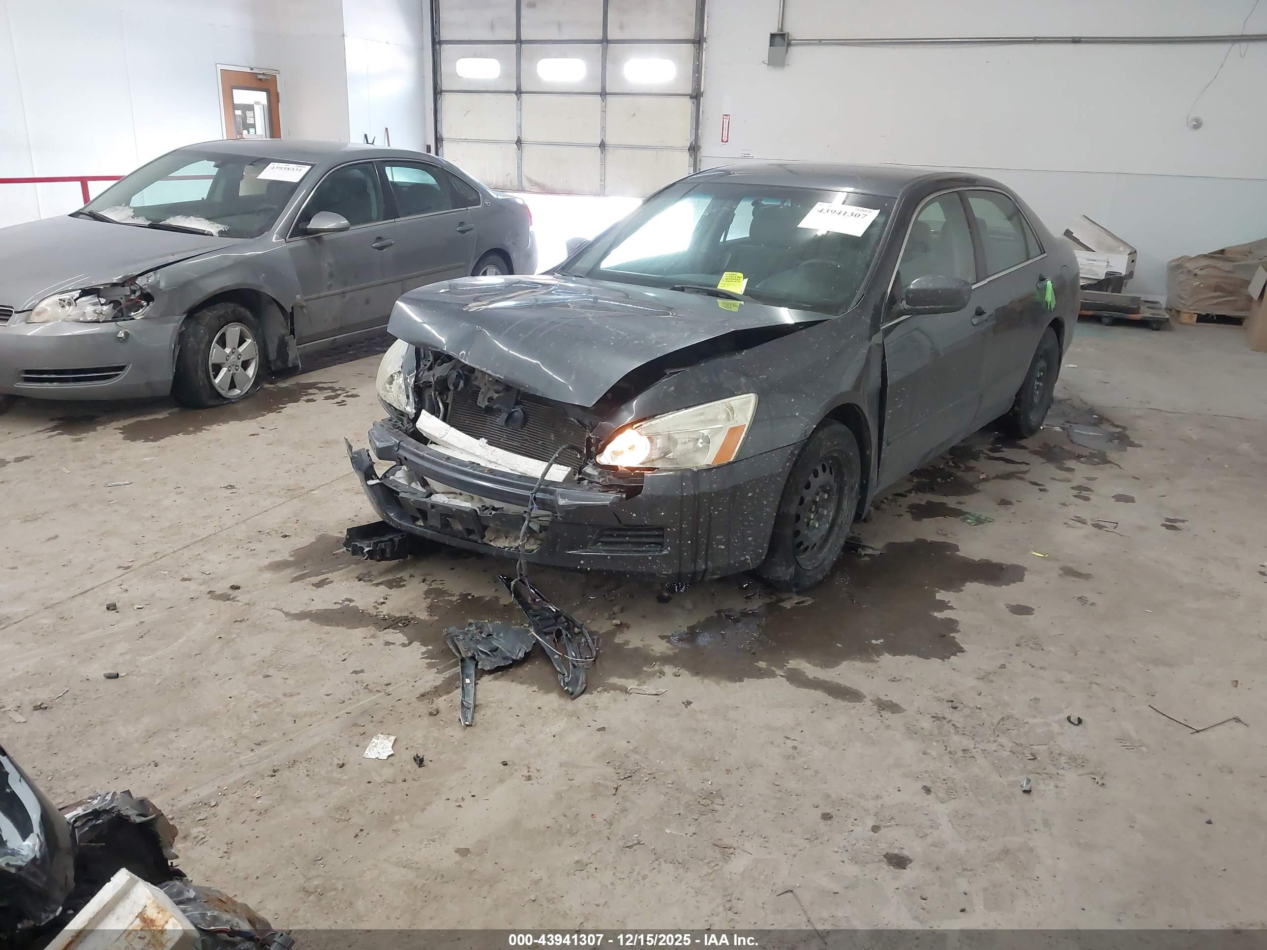 HONDA ACCORD image 2