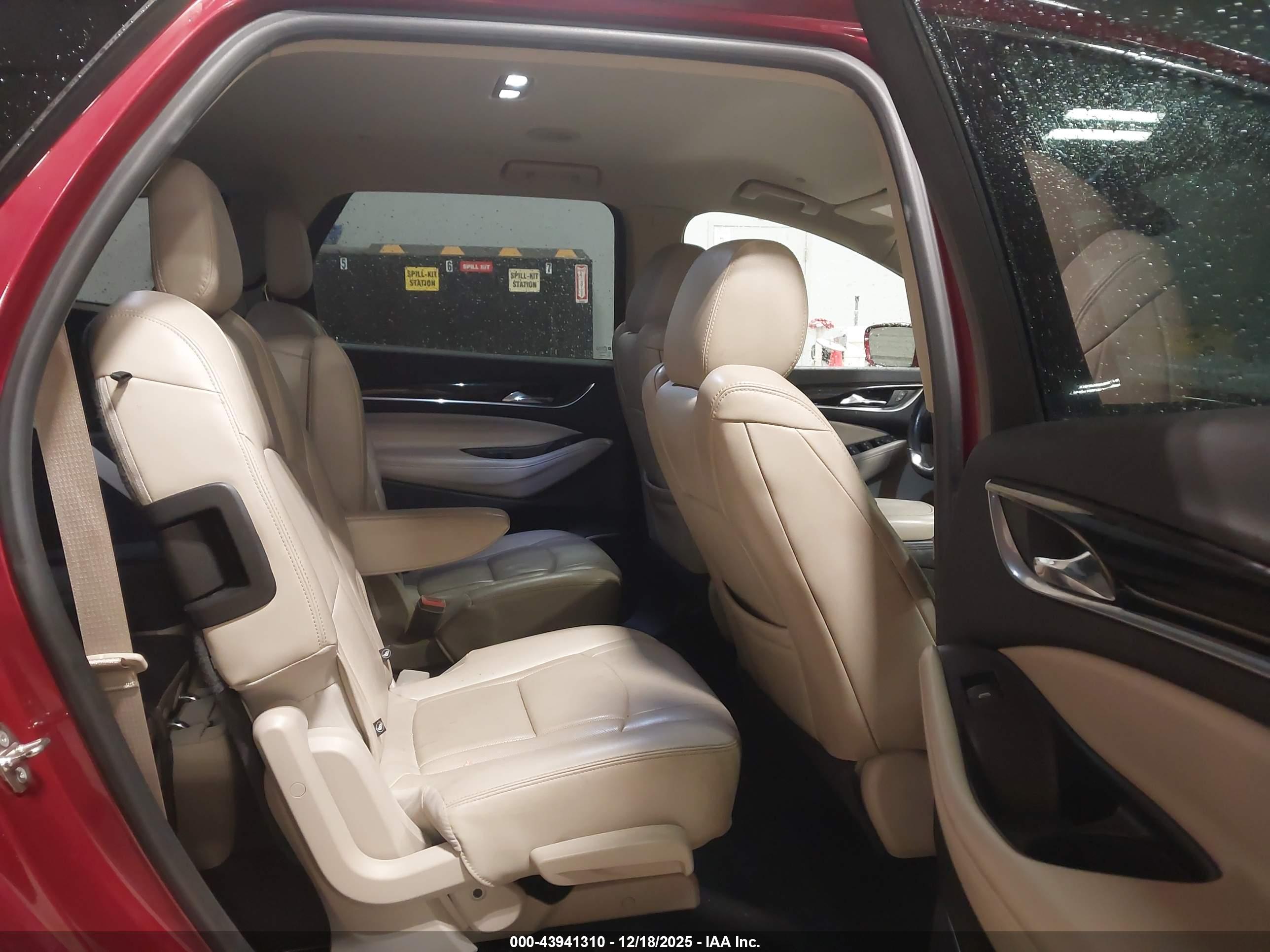 BUICK ENCLAVE image 8