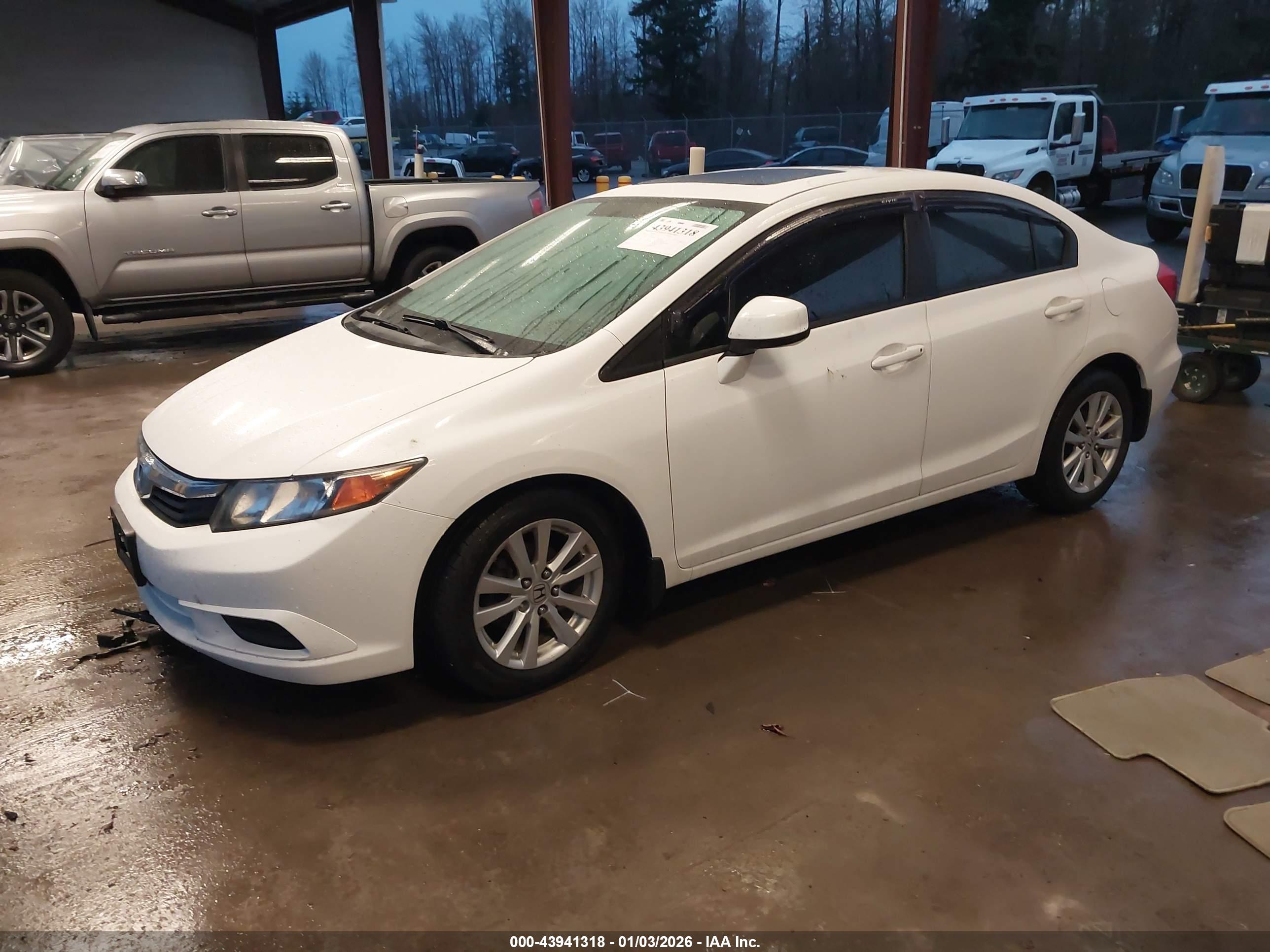 HONDA CIVIC image 2