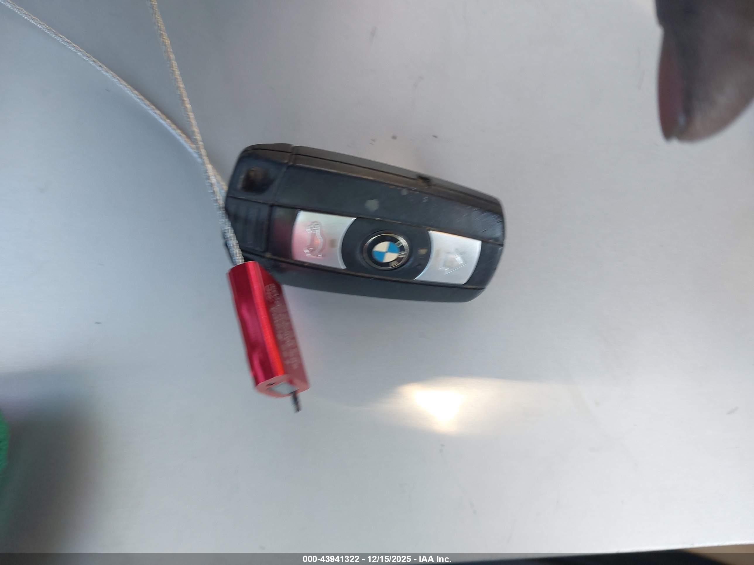 BMW 335I image 11
