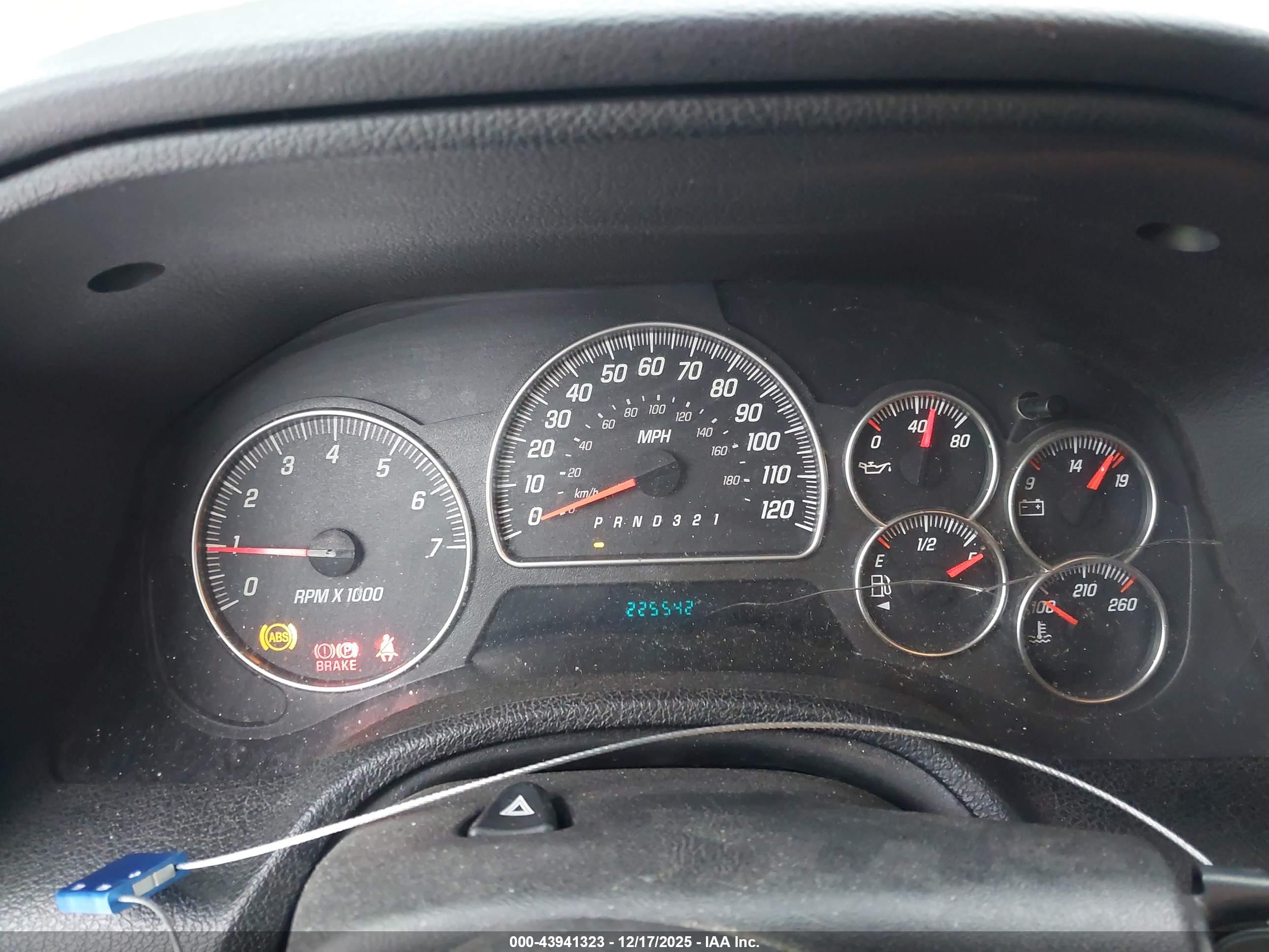 GMC ENVOY image 7