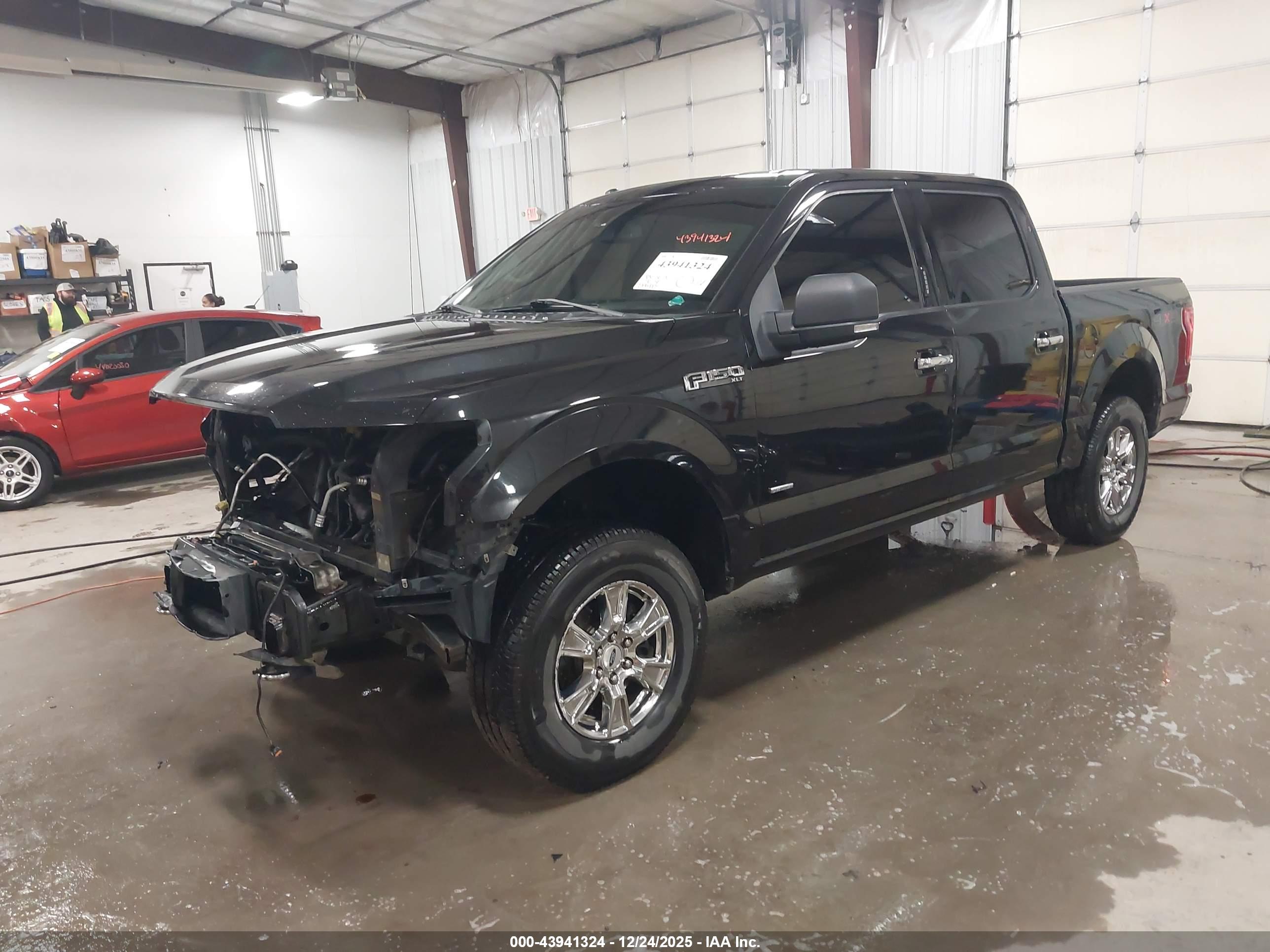 FORD F-150 image 2