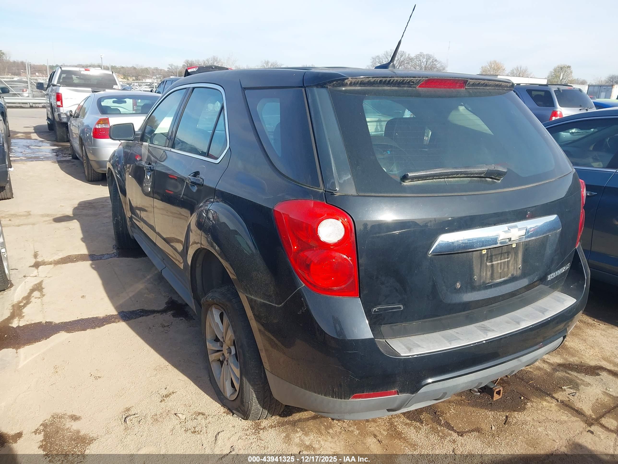CHEVROLET EQUINOX image 3