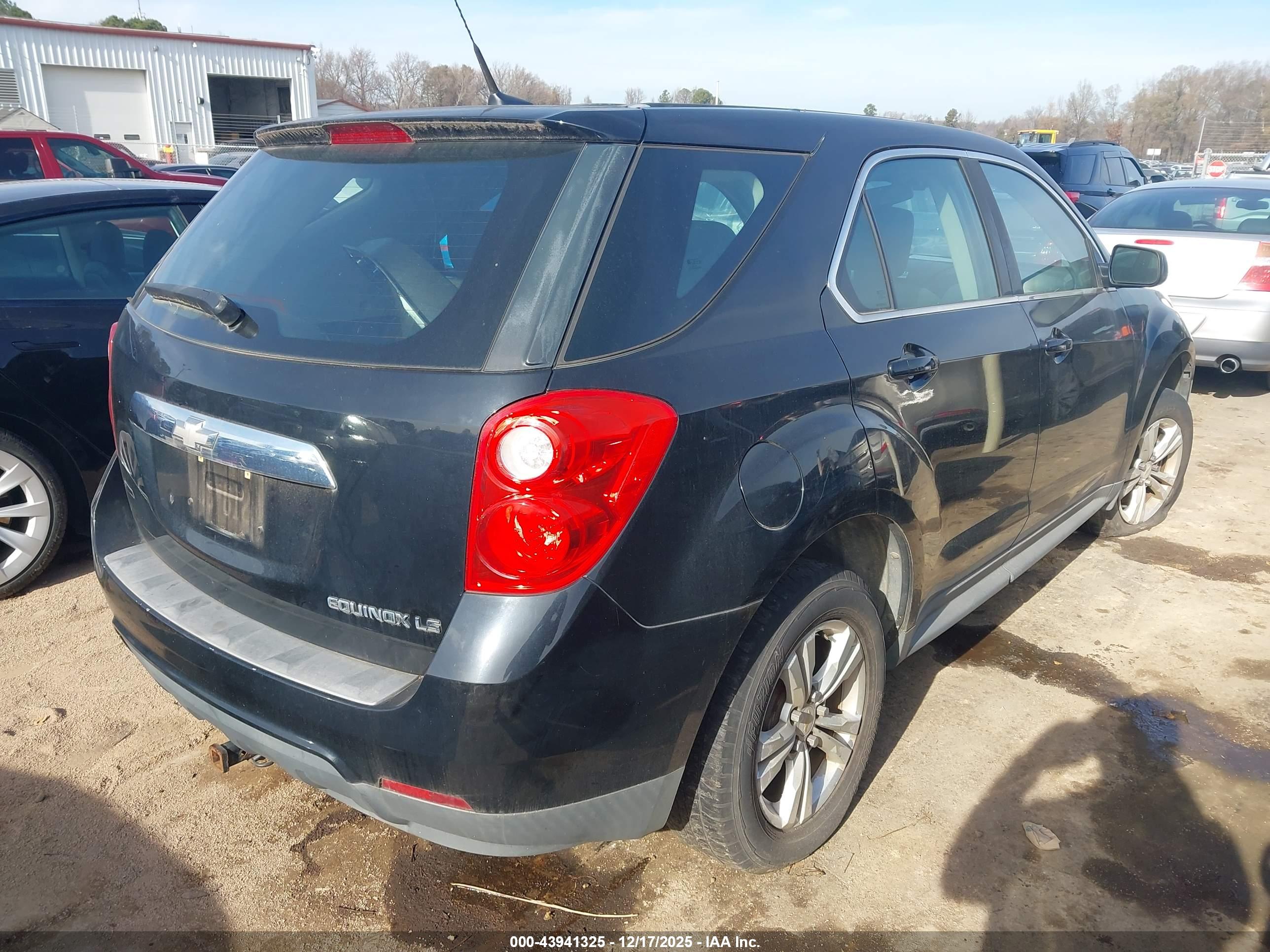 CHEVROLET EQUINOX image 4