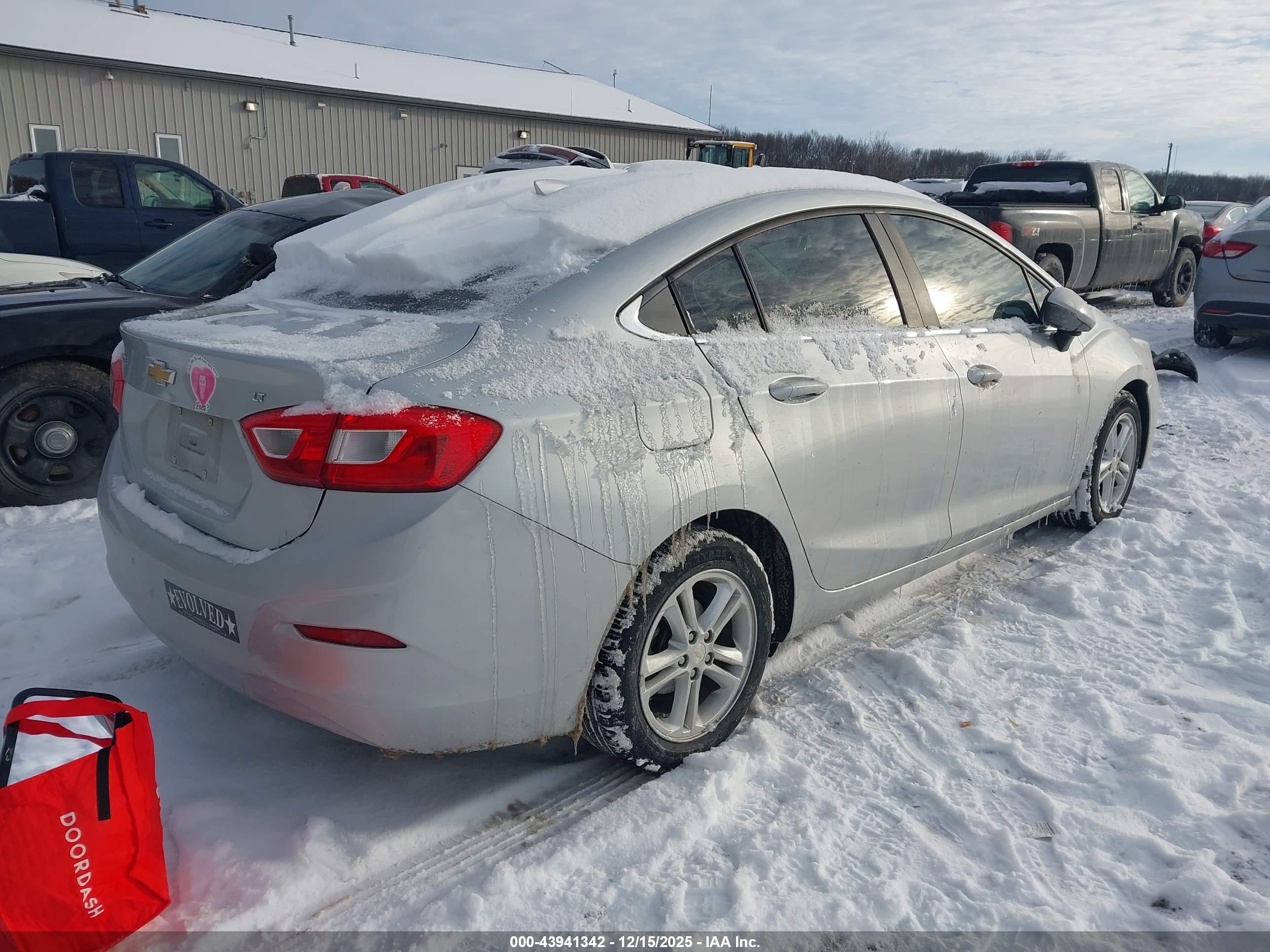 CHEVROLET CRUZE image 4