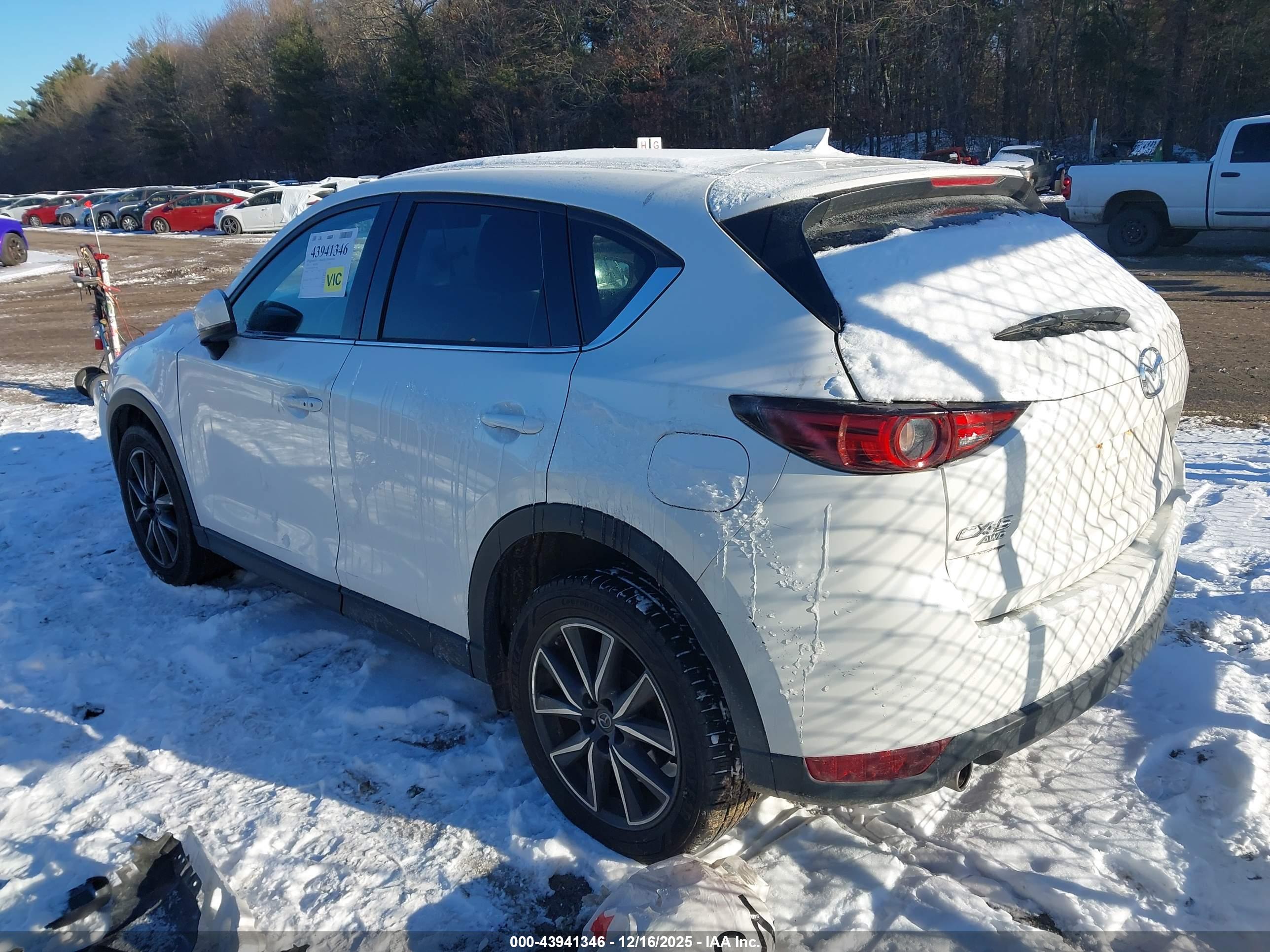 MAZDA CX-5 image 3