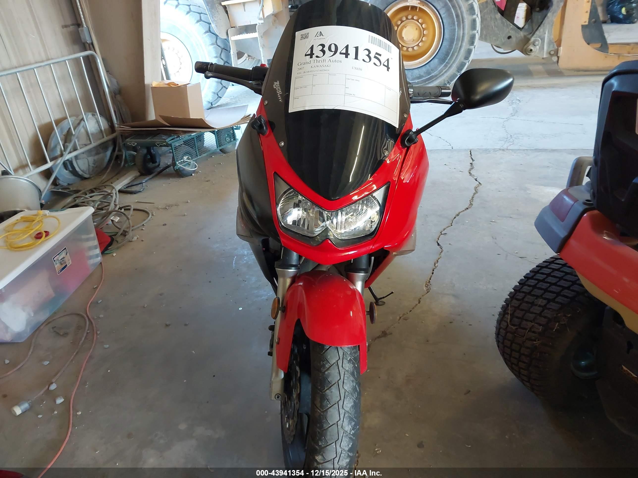 KAWASAKI EX650 image 5