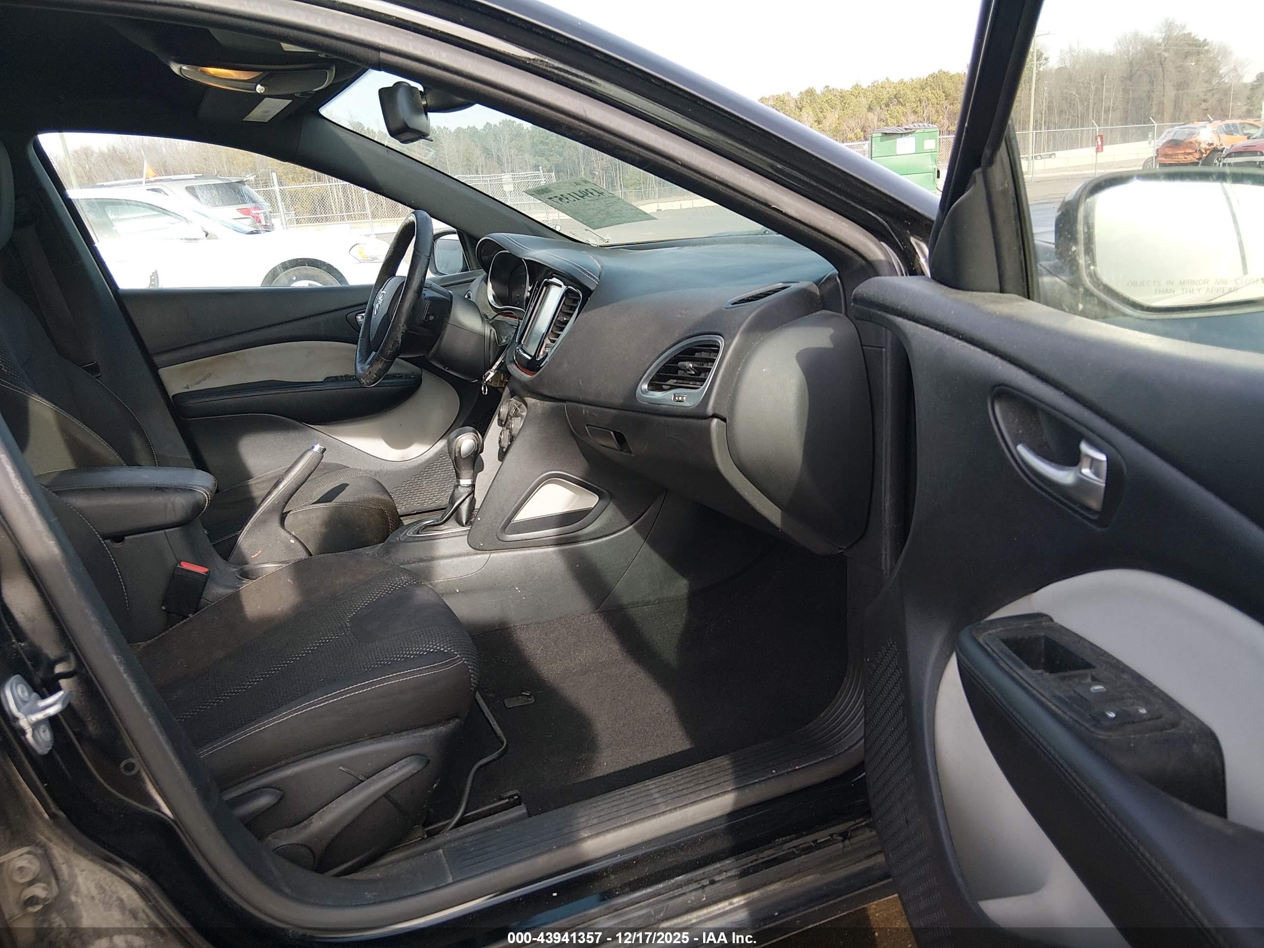 DODGE DART image 5