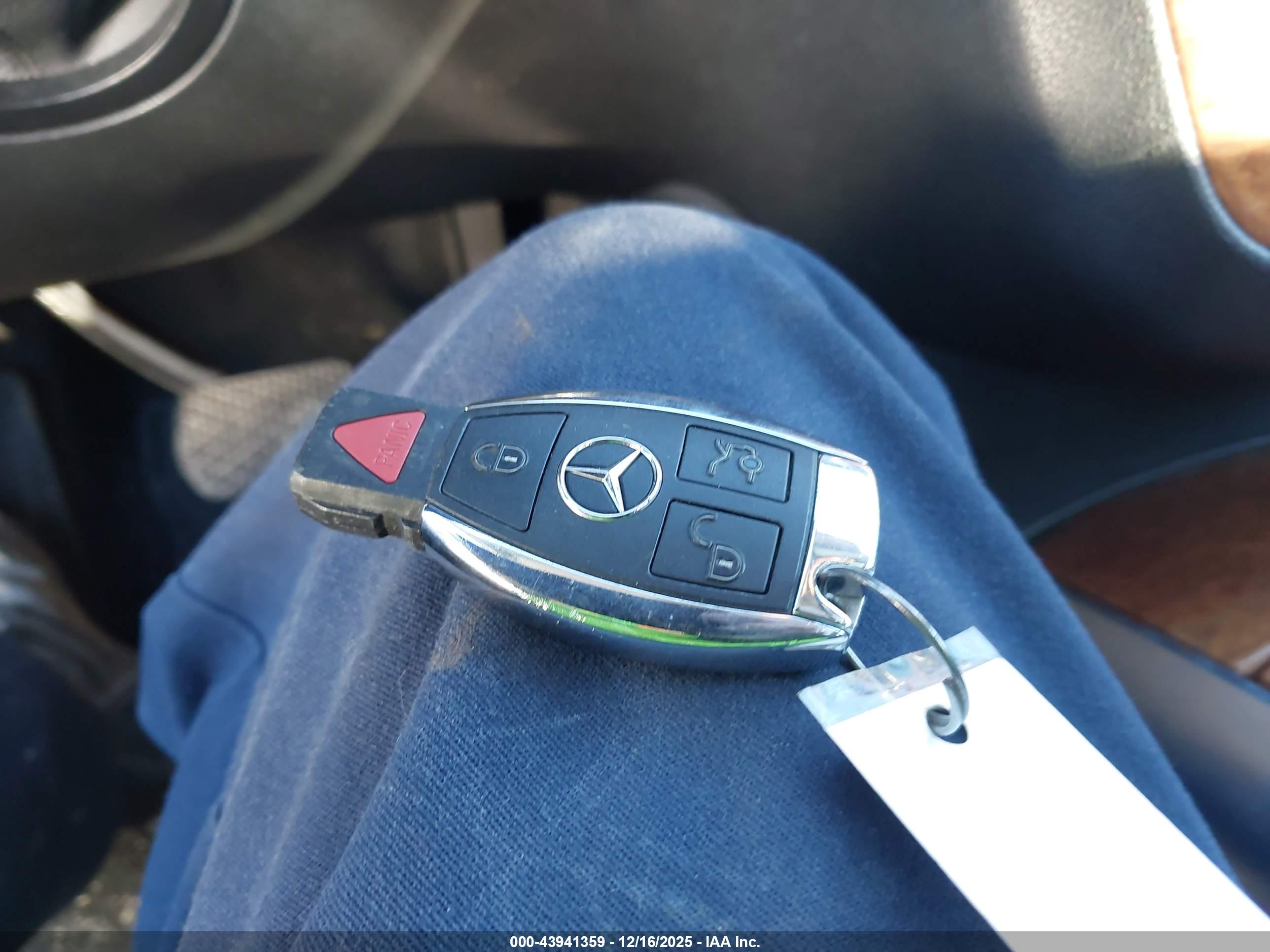 MERCEDES-BENZ R image 11