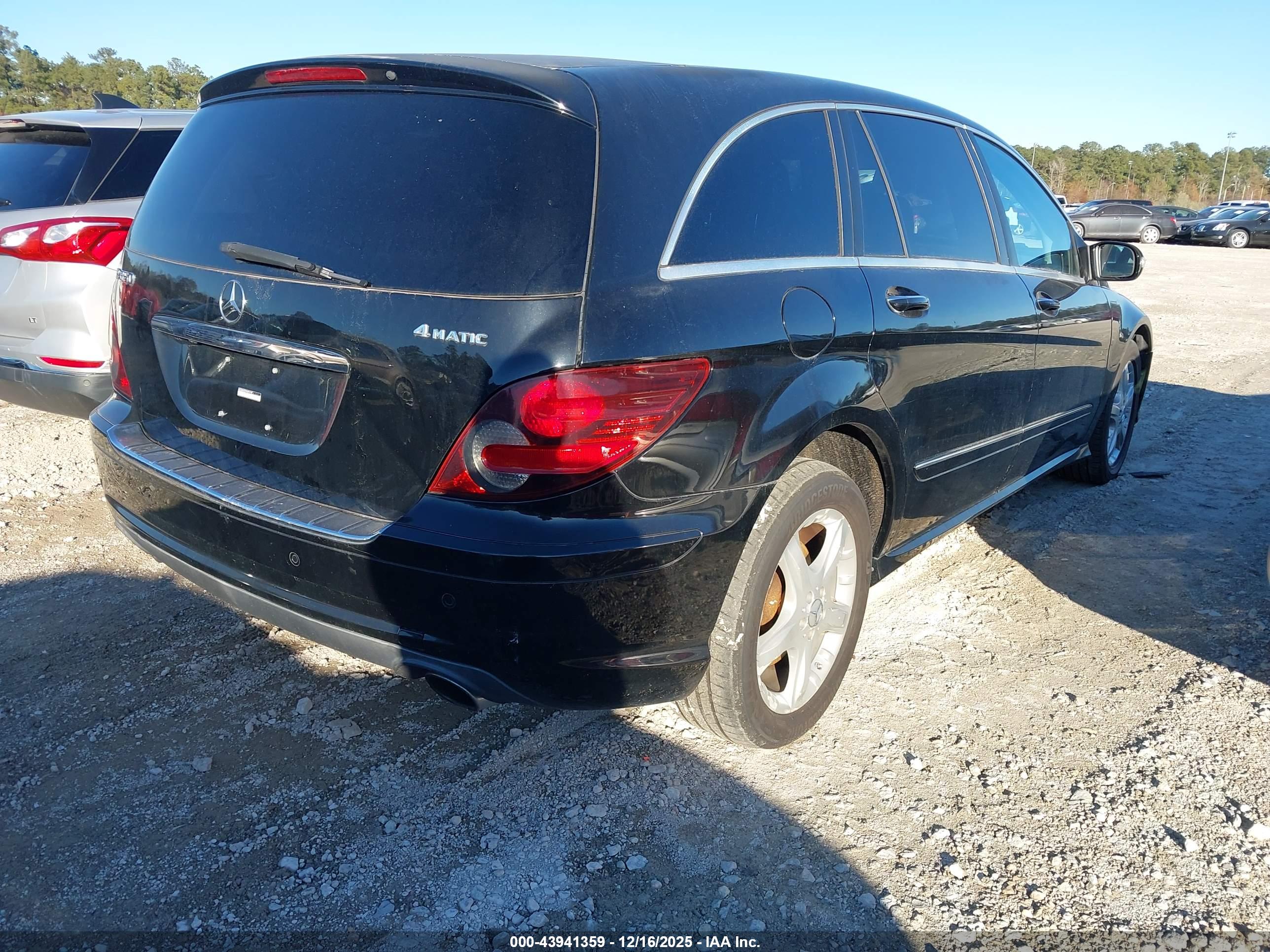 MERCEDES-BENZ R image 4