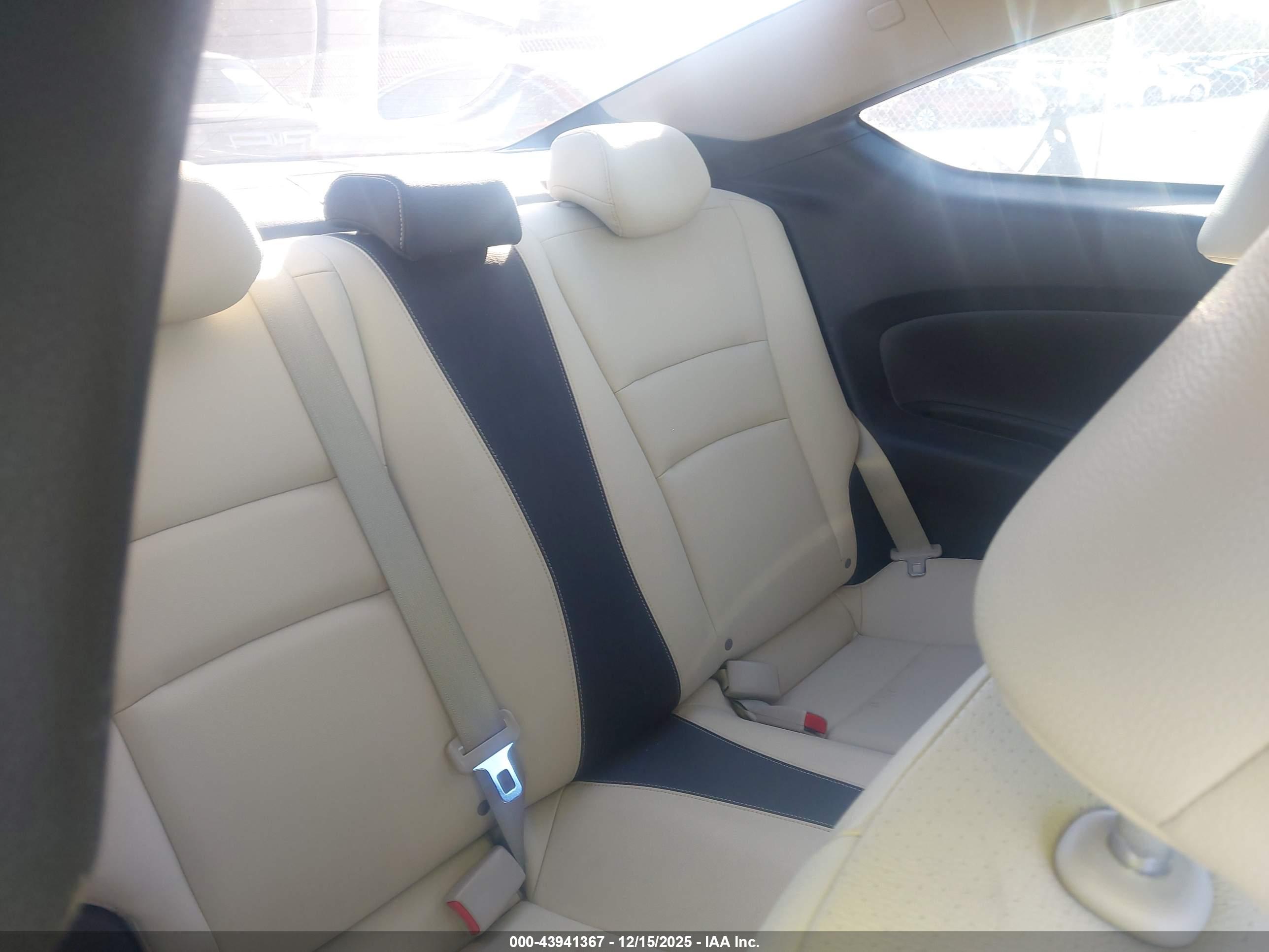 HONDA ACCORD image 8