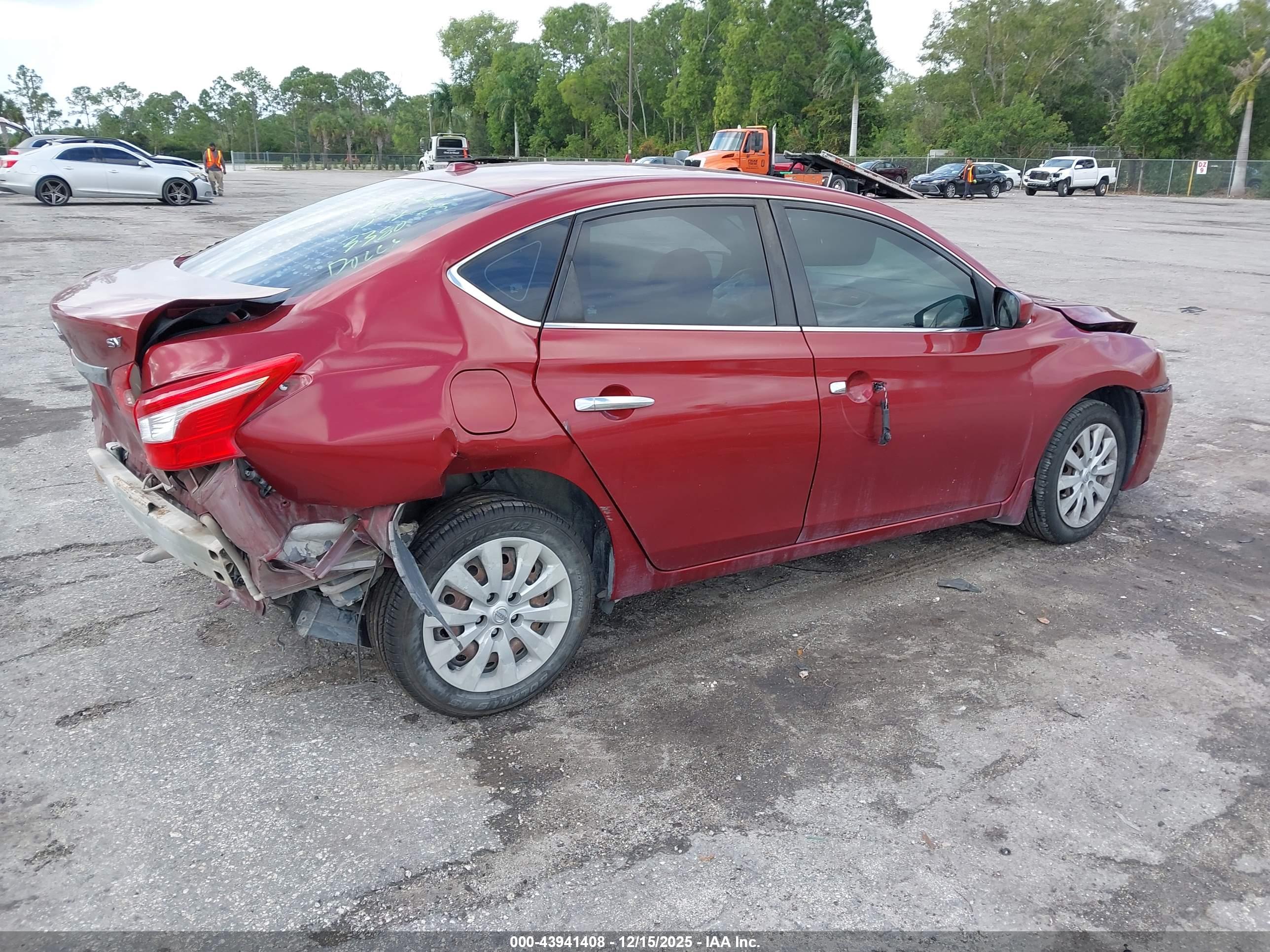 NISSAN SENTRA image 4