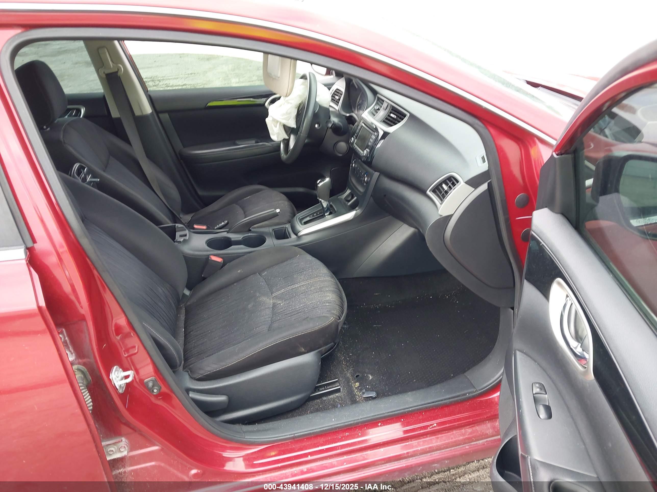 NISSAN SENTRA image 5