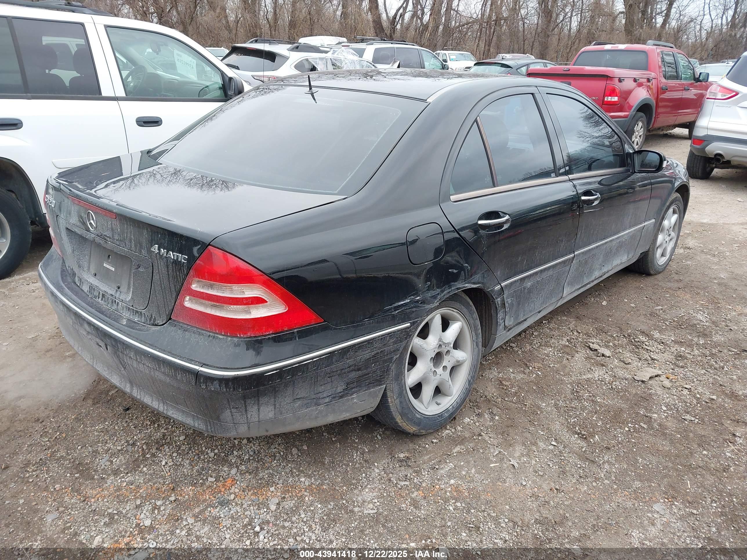 MERCEDES-BENZ C image 4