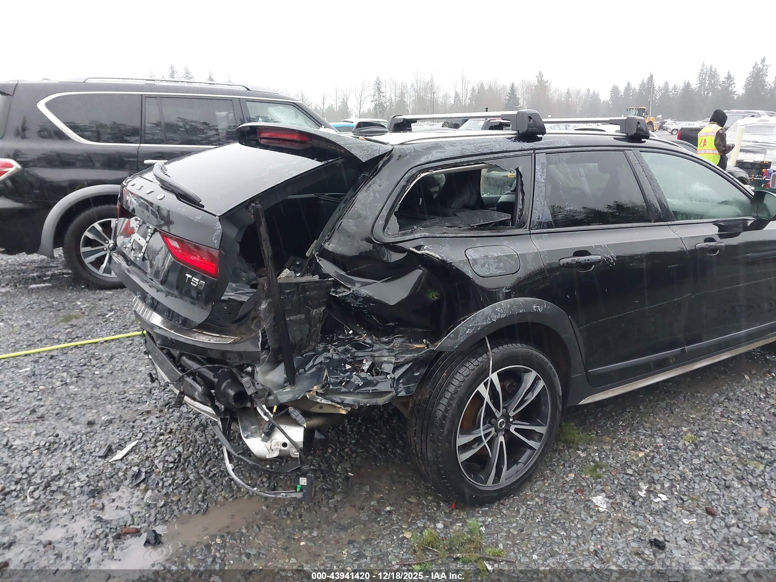 VOLVO V90 image 6