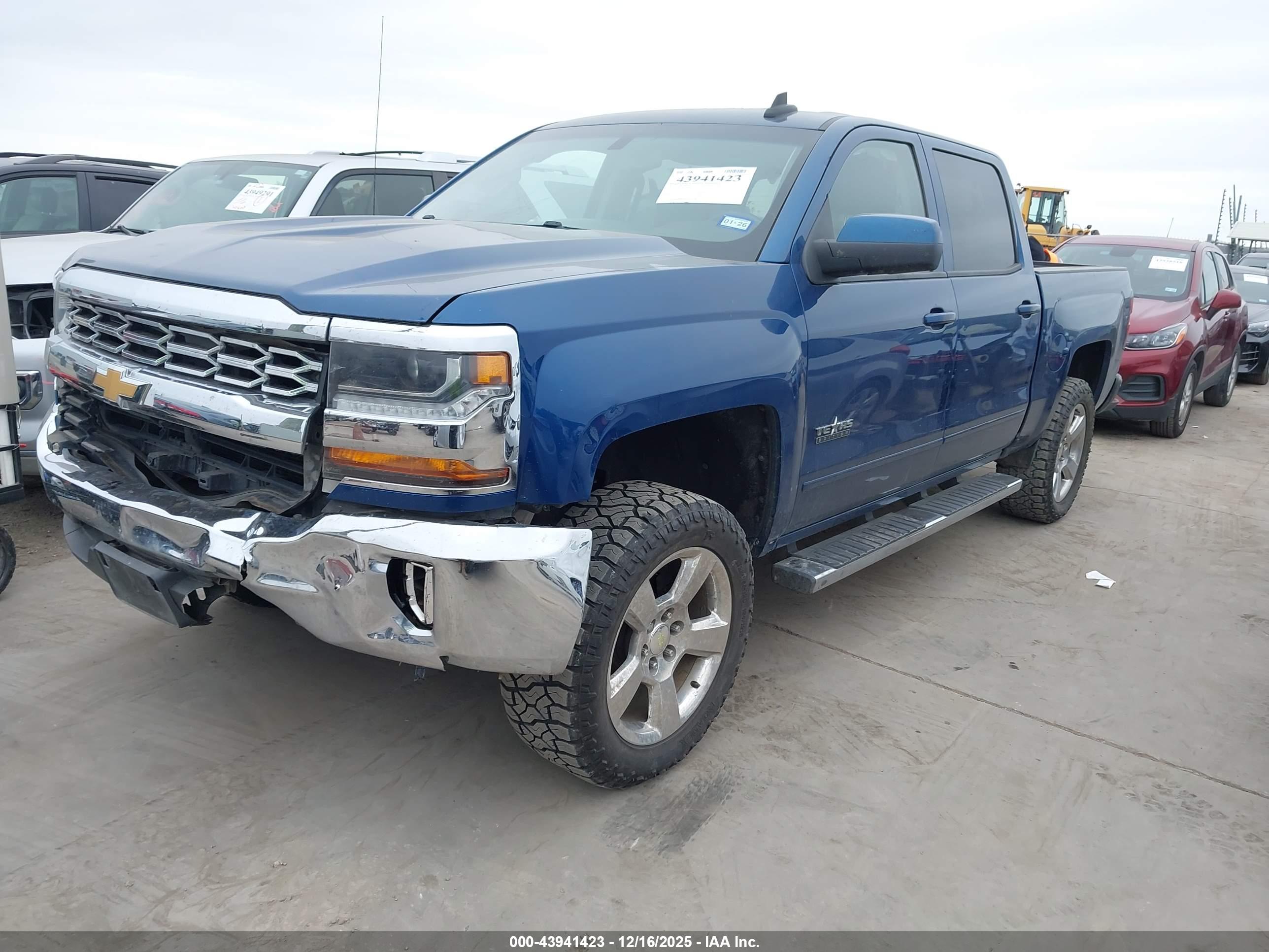 CHEVROLET SILVERADO image 2