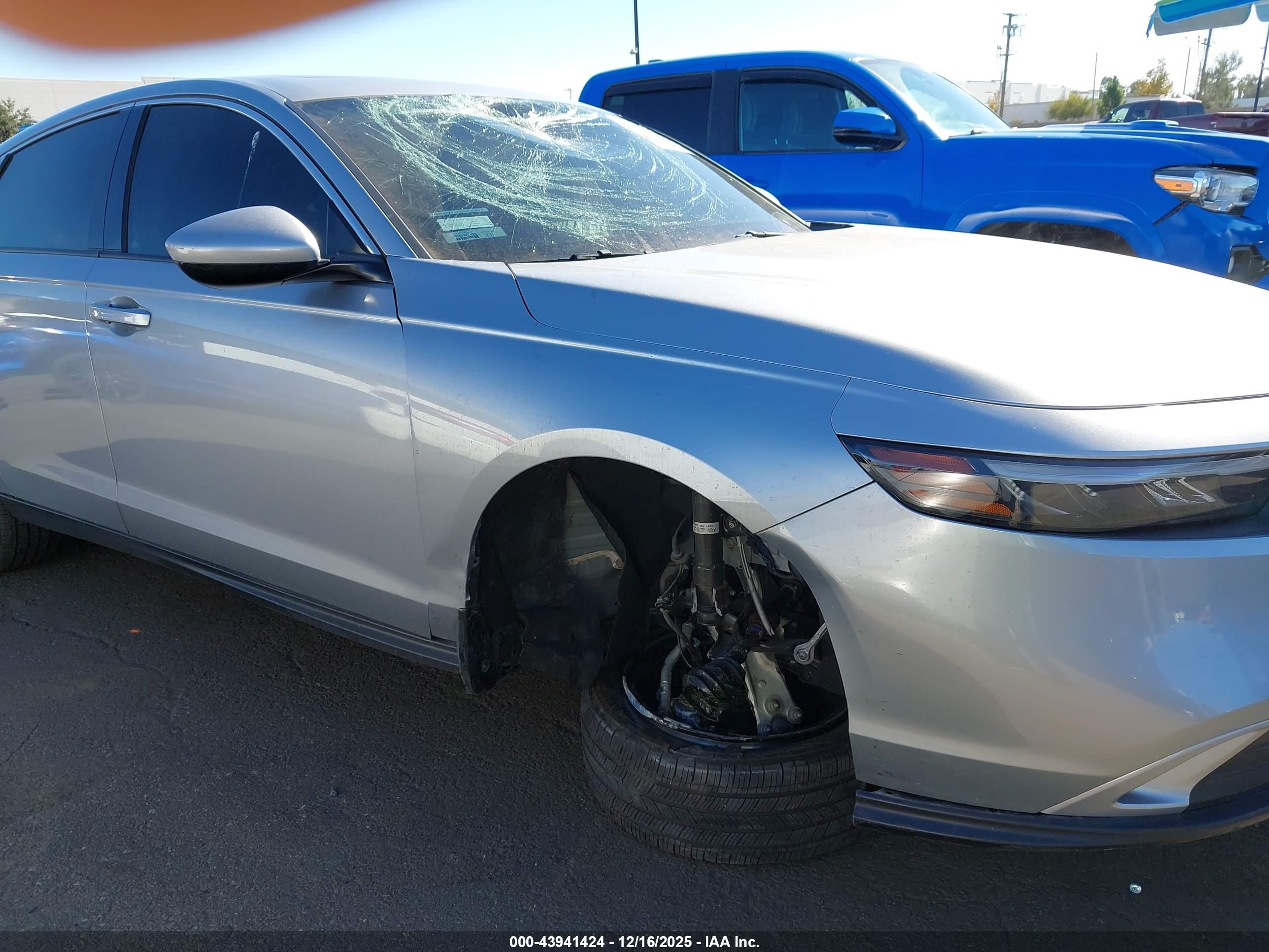 HONDA ACCORD image 6