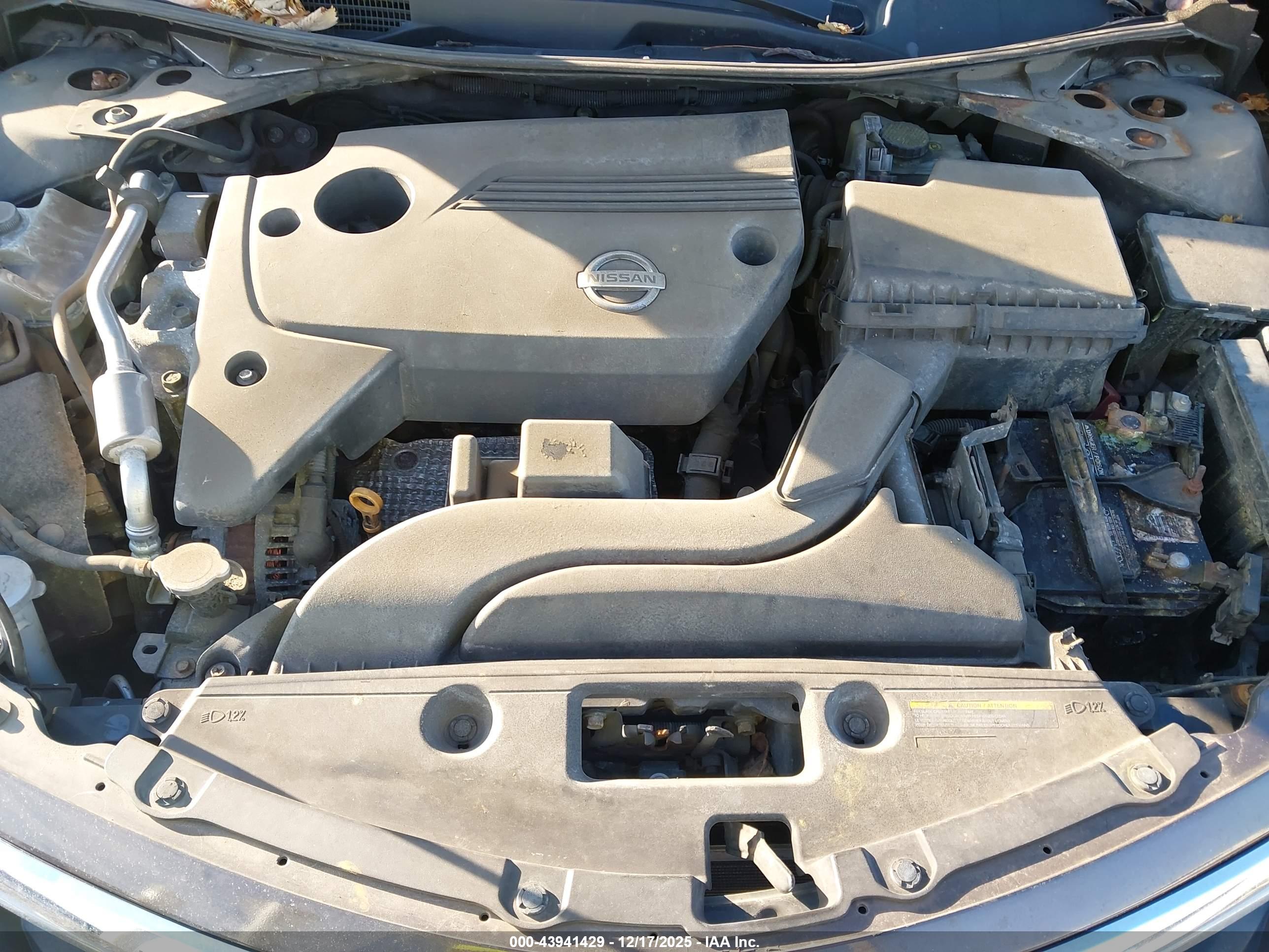 NISSAN ALTIMA image 10