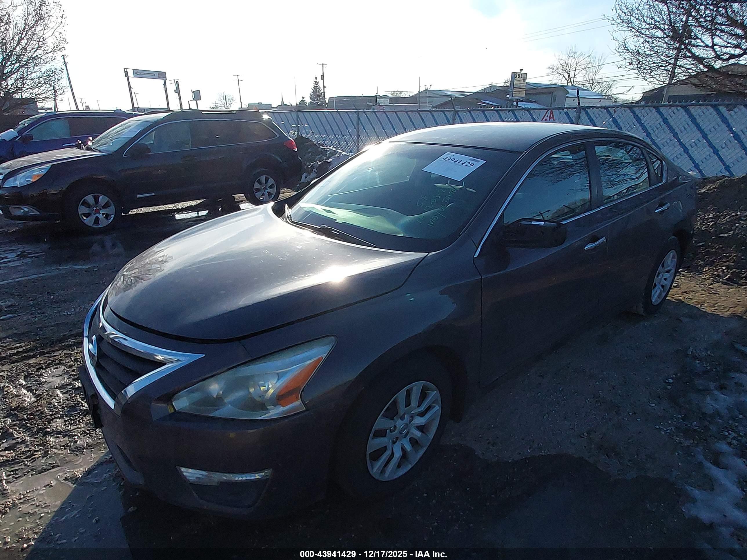 NISSAN ALTIMA image 2