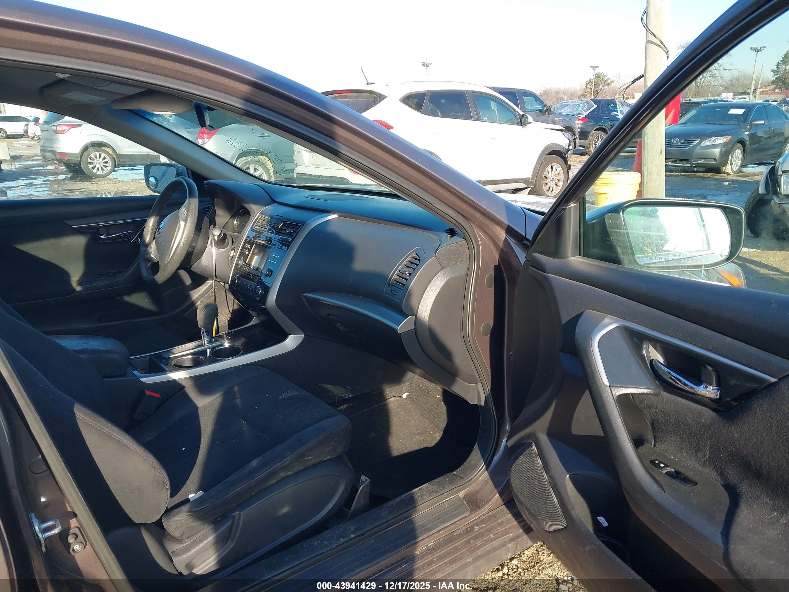 NISSAN ALTIMA image 5