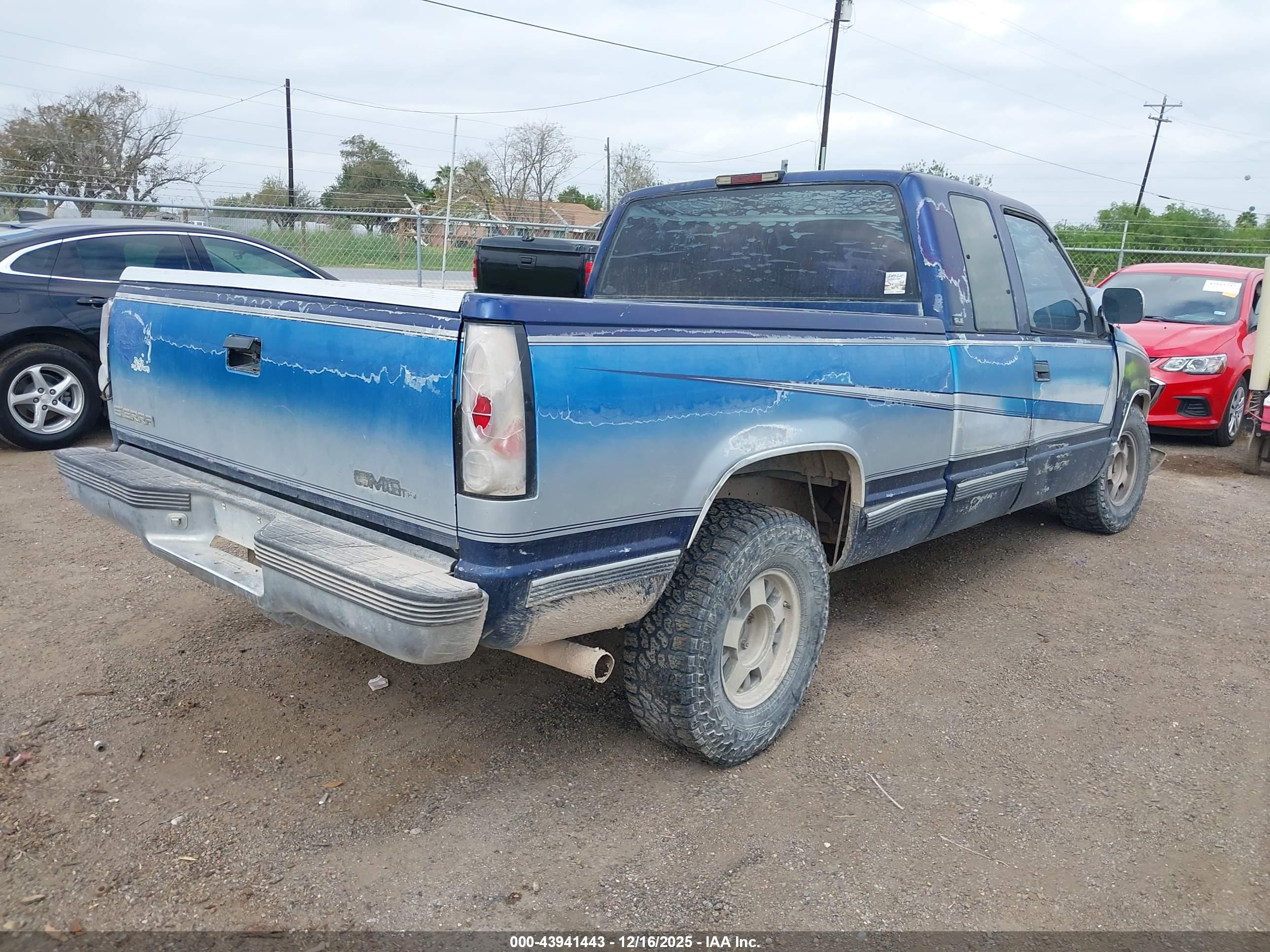 GMC SIERRA image 4
