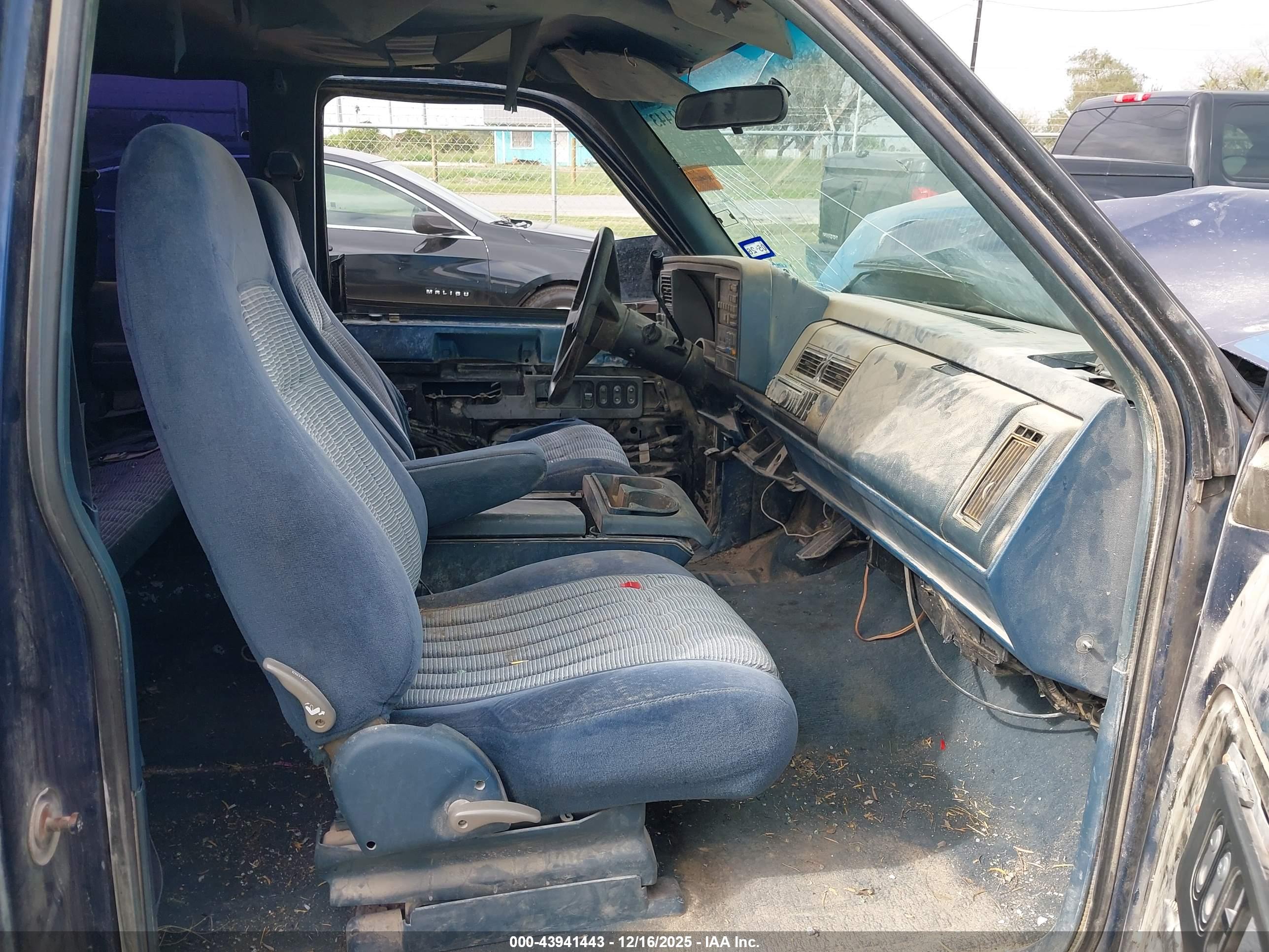 GMC SIERRA image 5