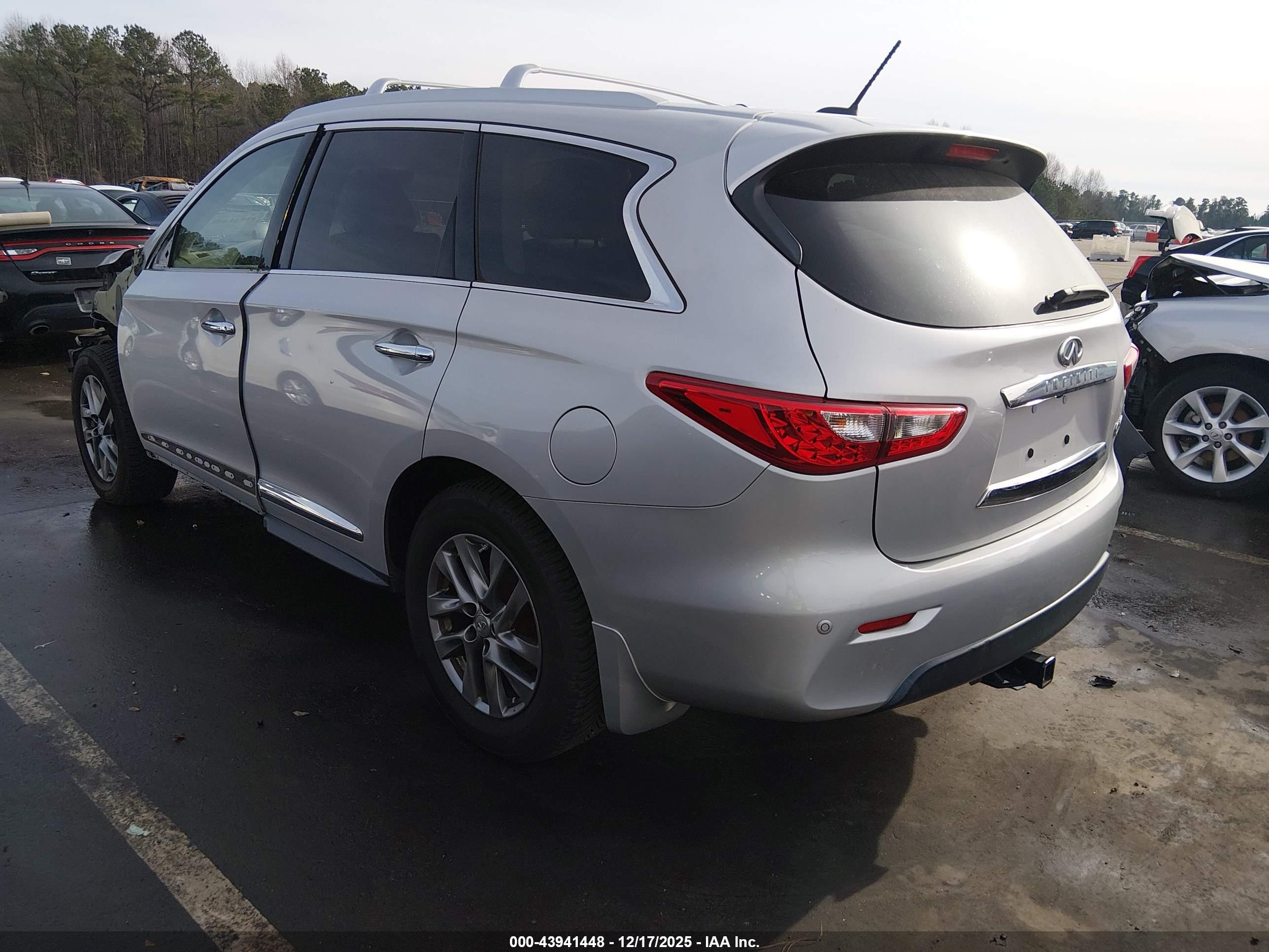 INFINITI QX60 image 3