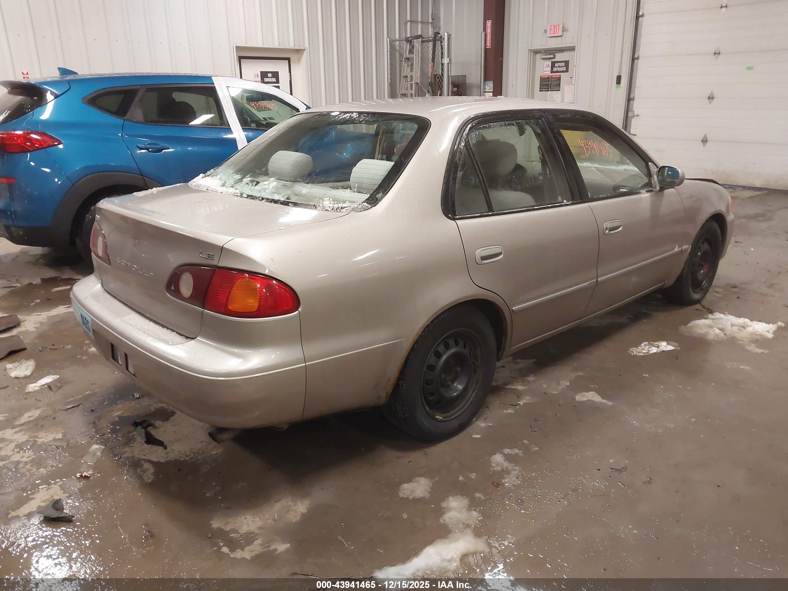 TOYOTA COROLLA image 4