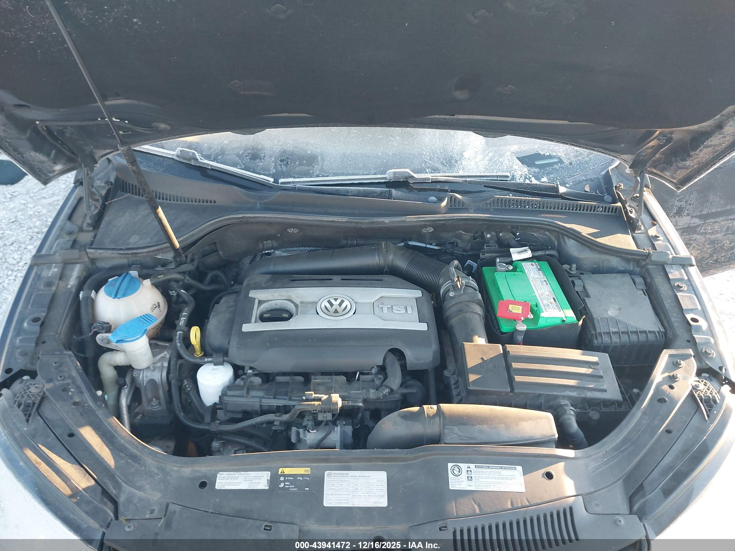 VOLKSWAGEN EOS image 10