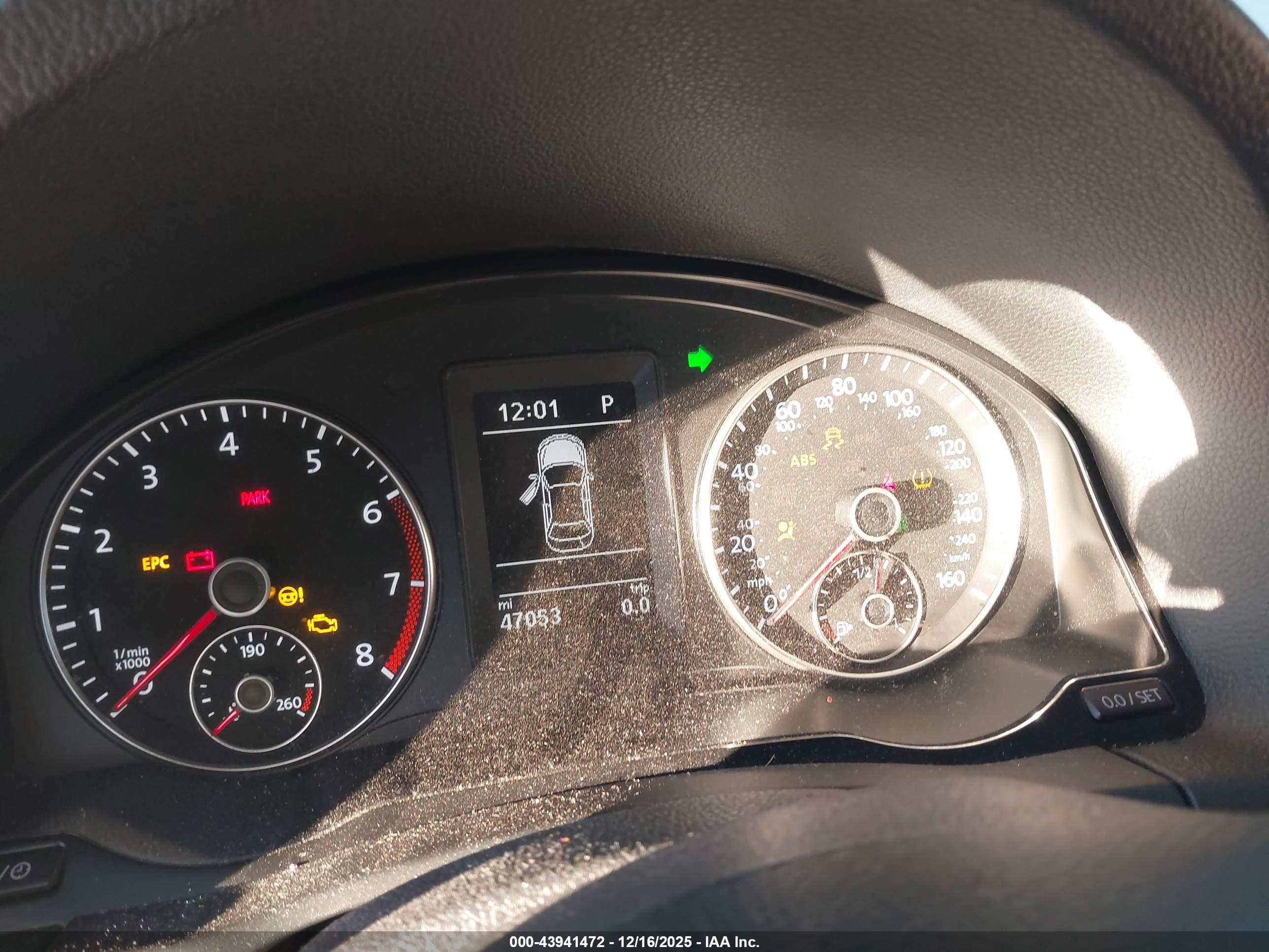 VOLKSWAGEN EOS image 7