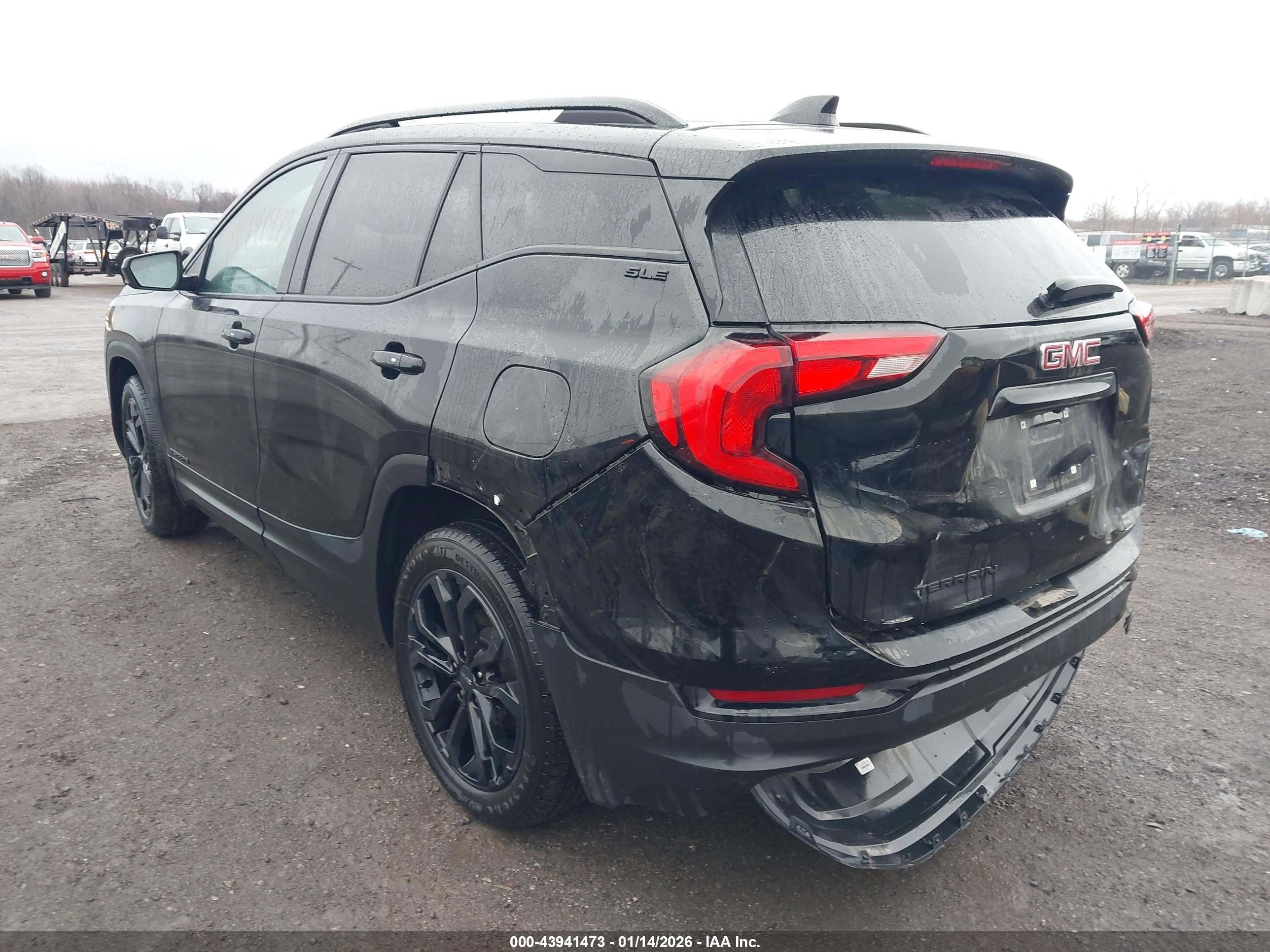 GMC TERRAIN image 3