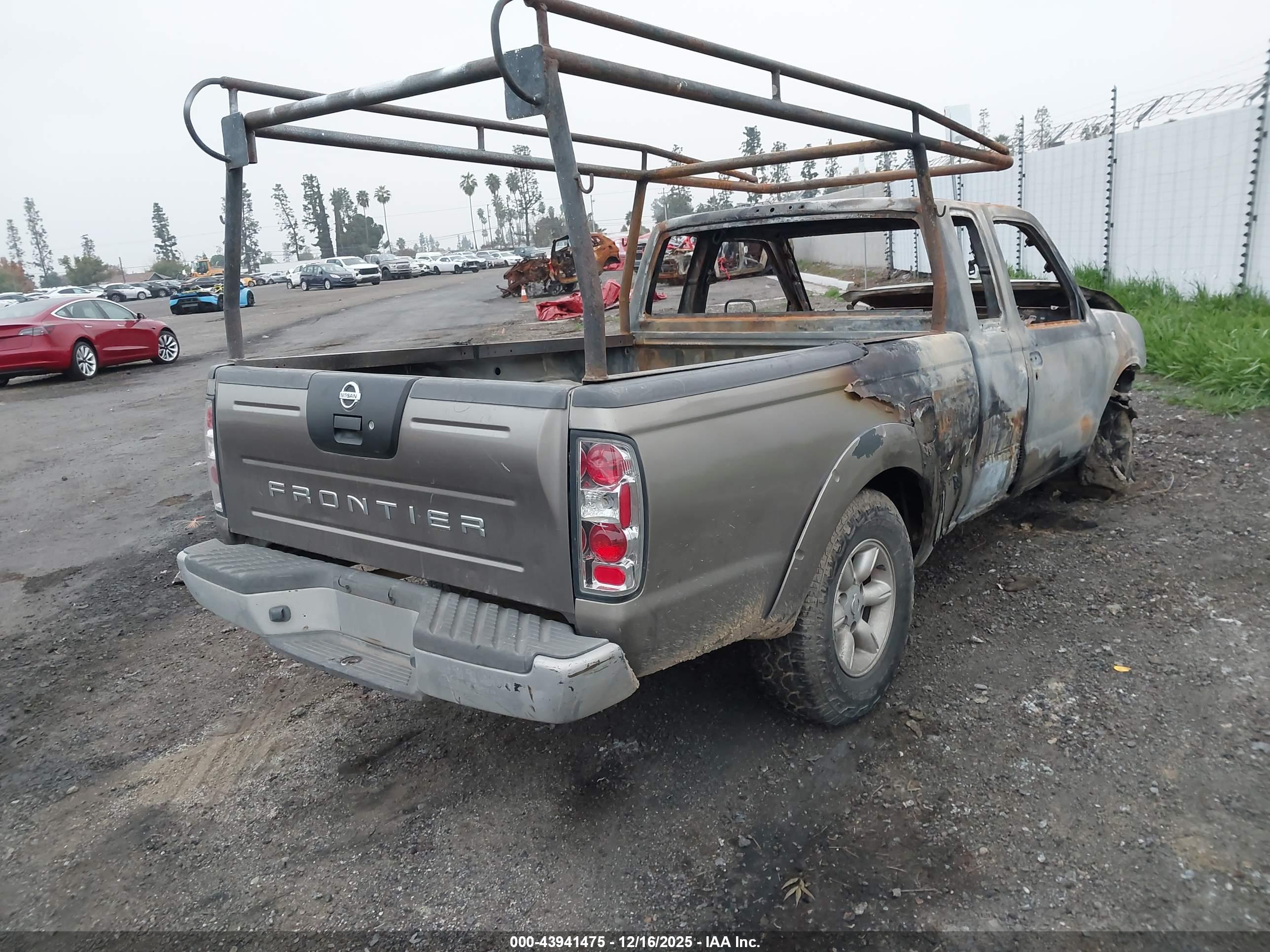 NISSAN FRONTIER image 4