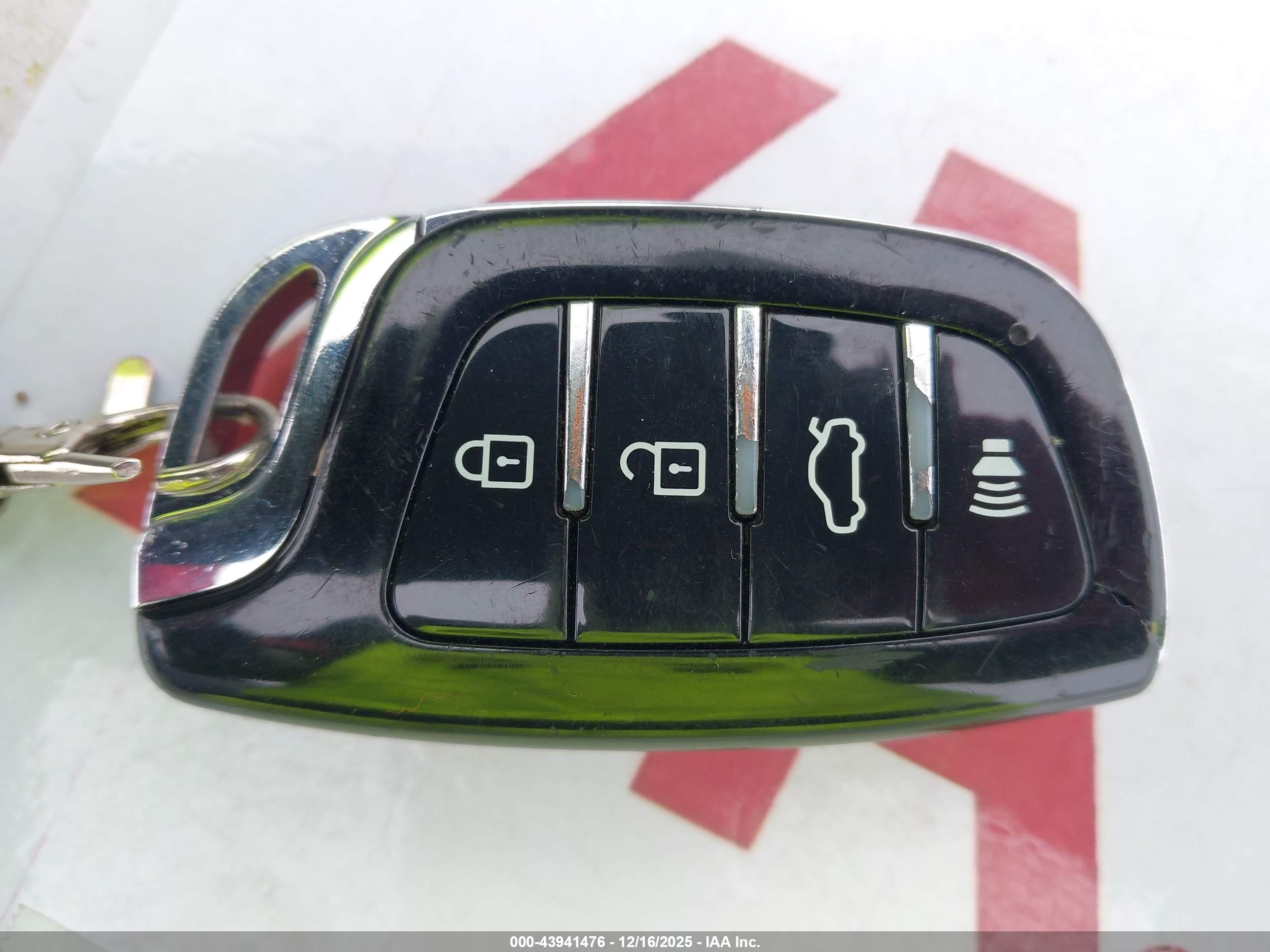 HONDA CR-V image 11