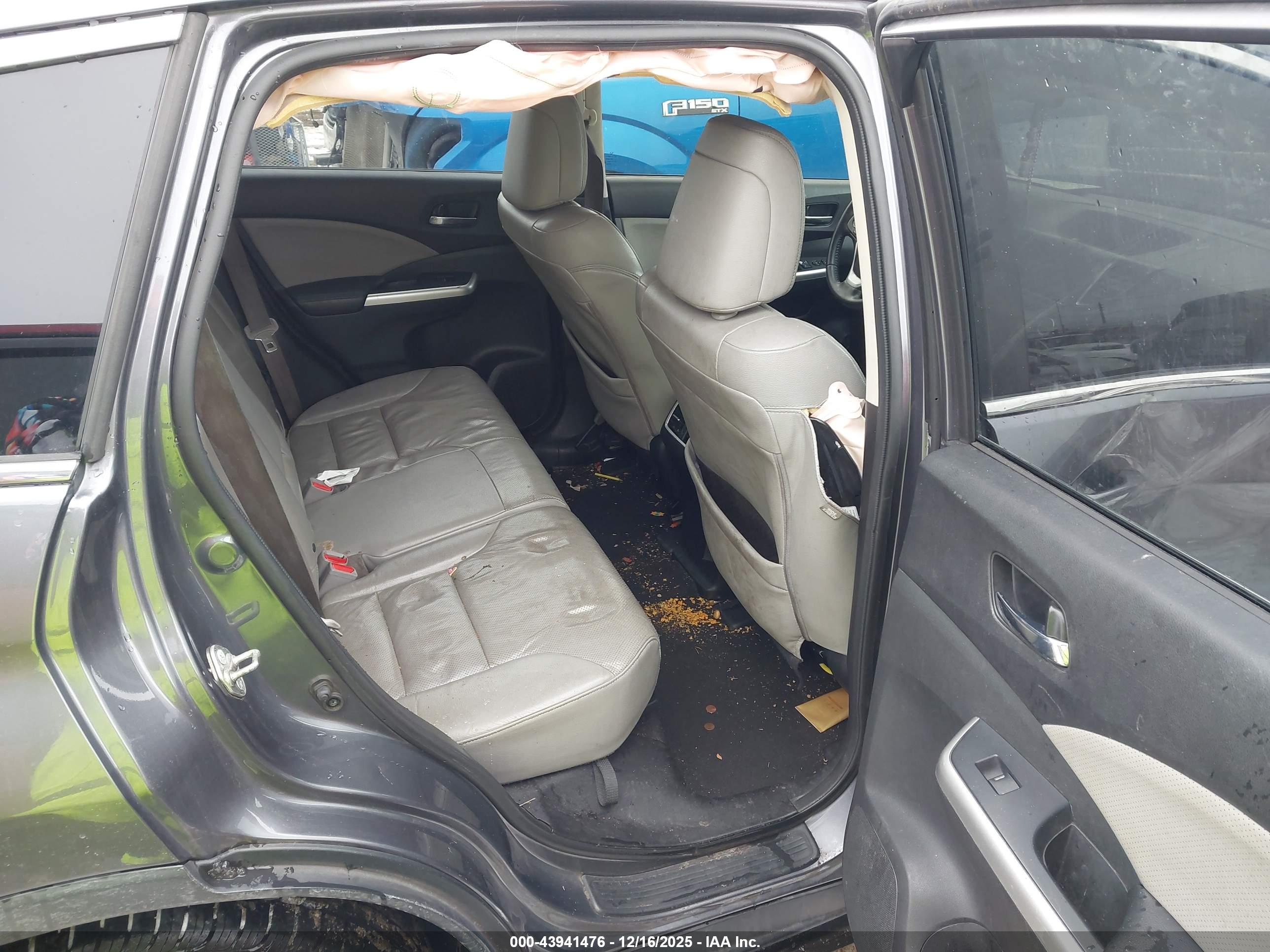 HONDA CR-V image 8