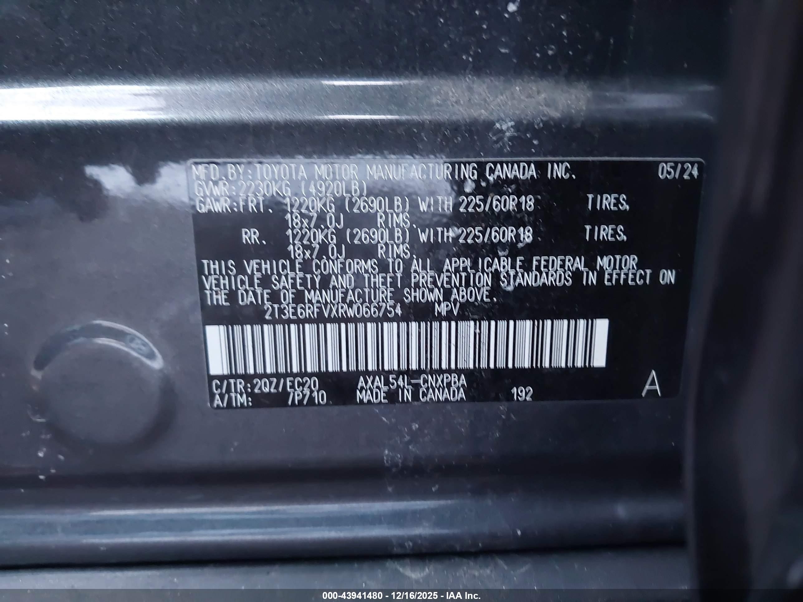 TOYOTA RAV4 image 9