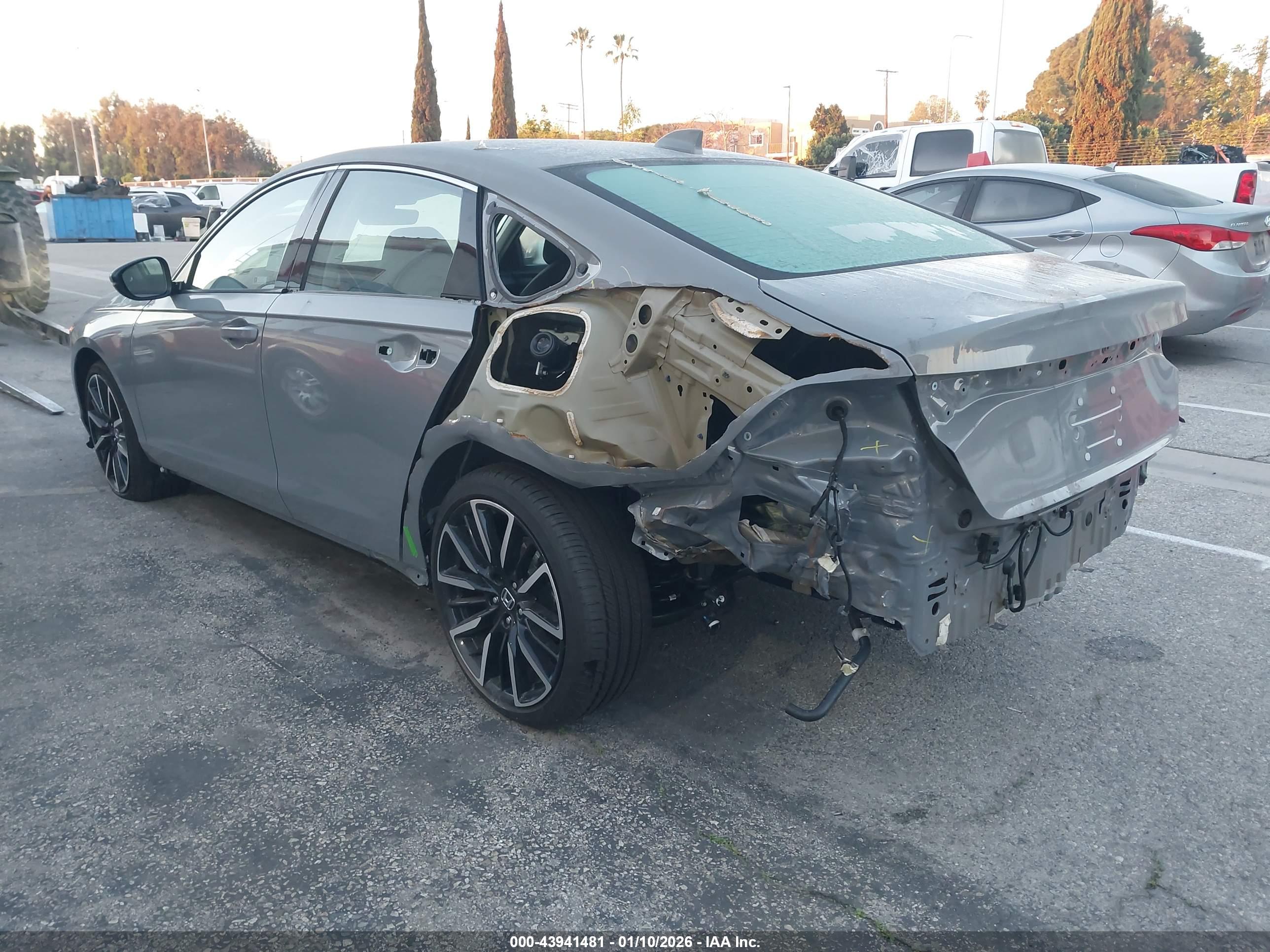 HONDA ACCORD image 3