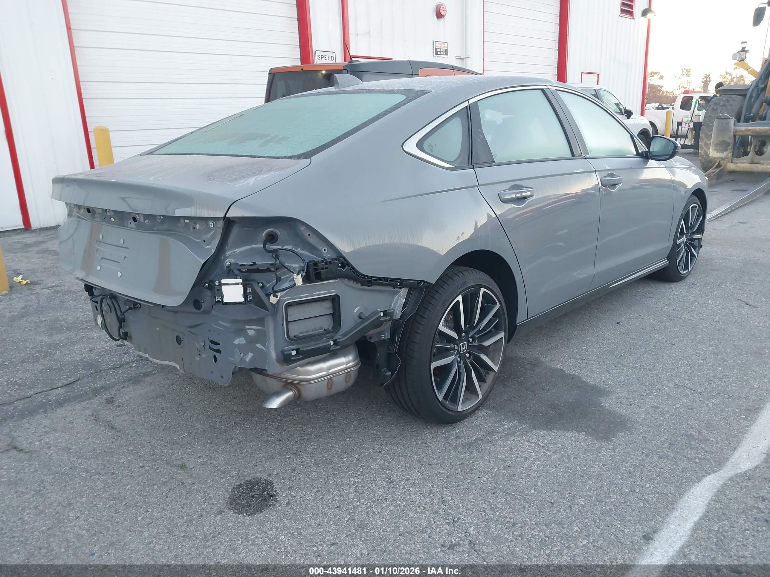 HONDA ACCORD image 4