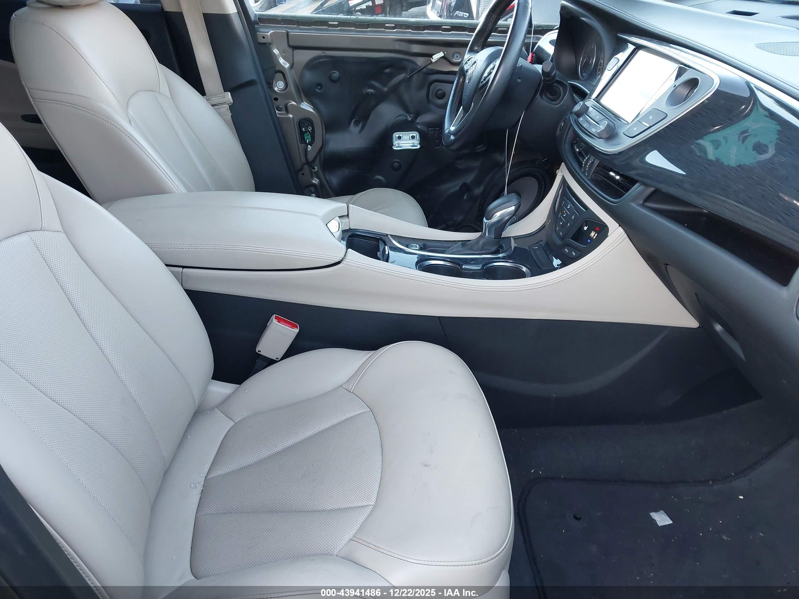 BUICK ENVISION image 5