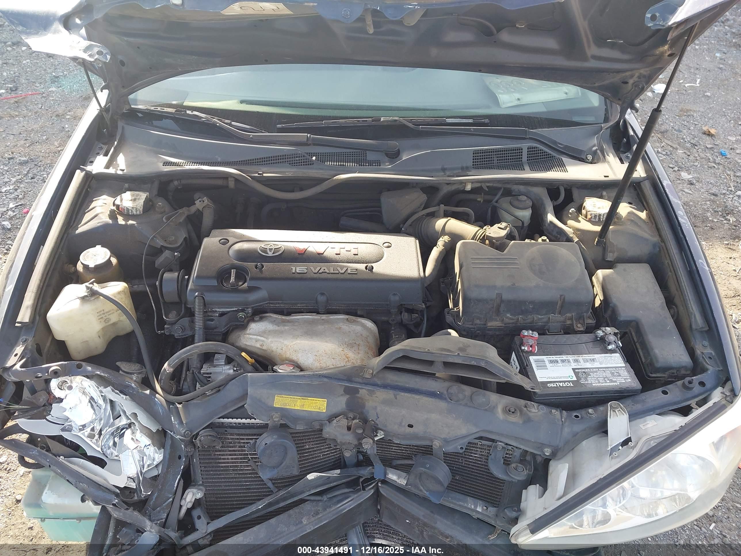 TOYOTA CAMRY image 10