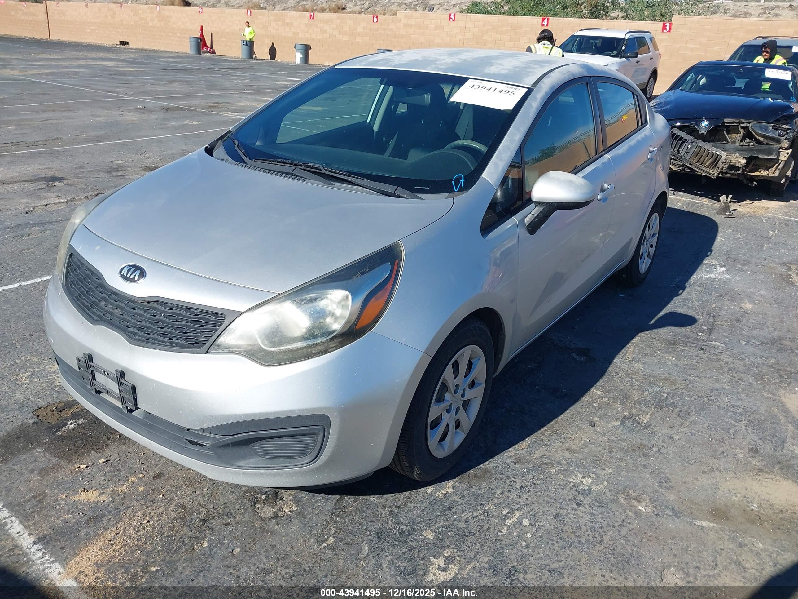 KIA RIO image 2