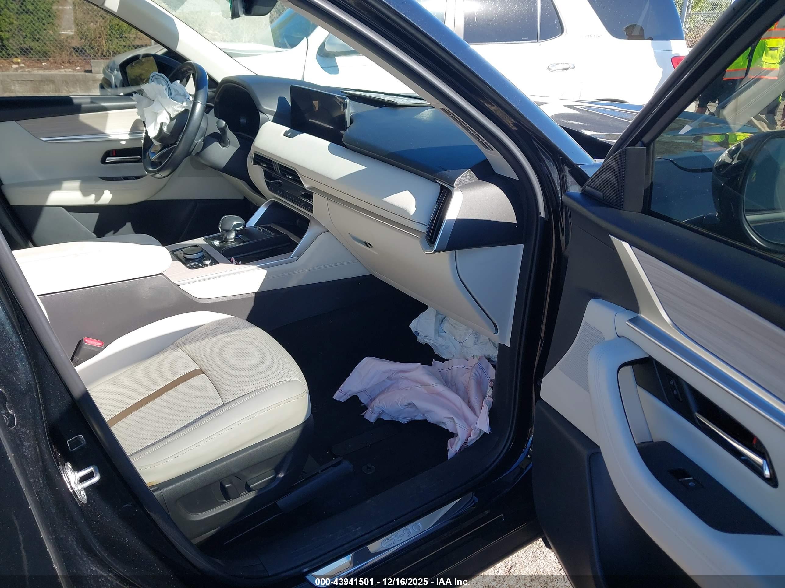 MAZDA CX-90 image 5