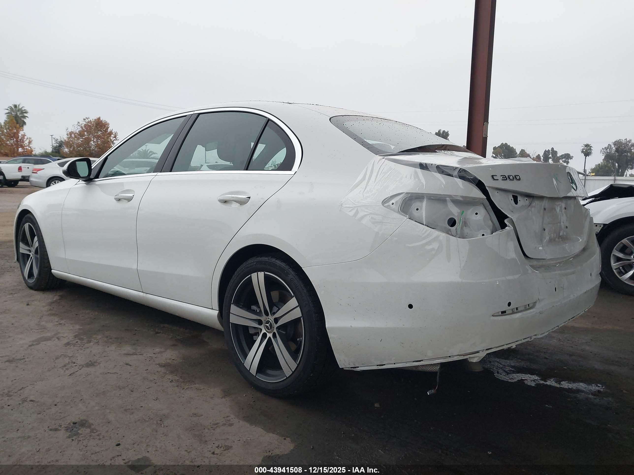 MERCEDES-BENZ C image 3