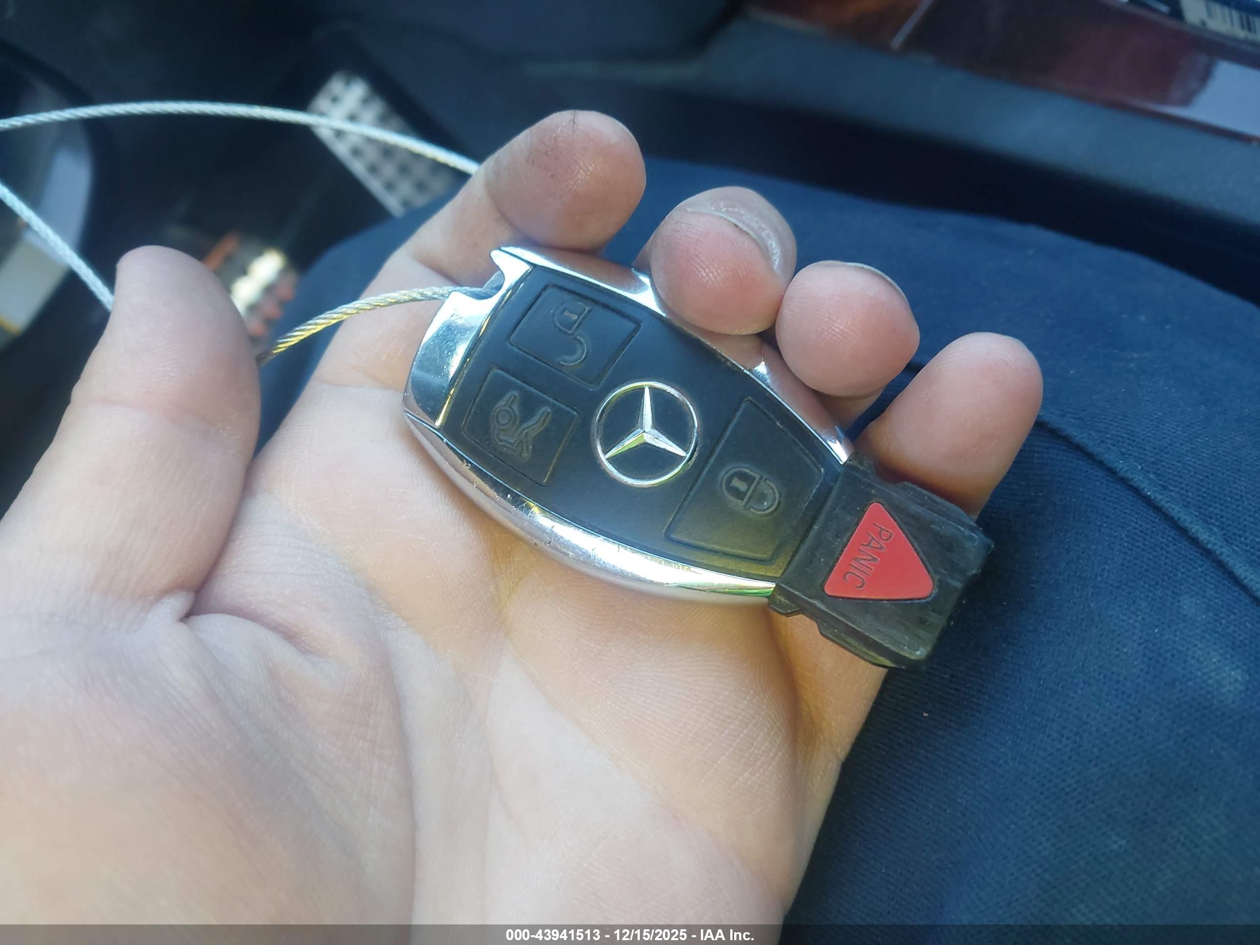 MERCEDES-BENZ C image 11