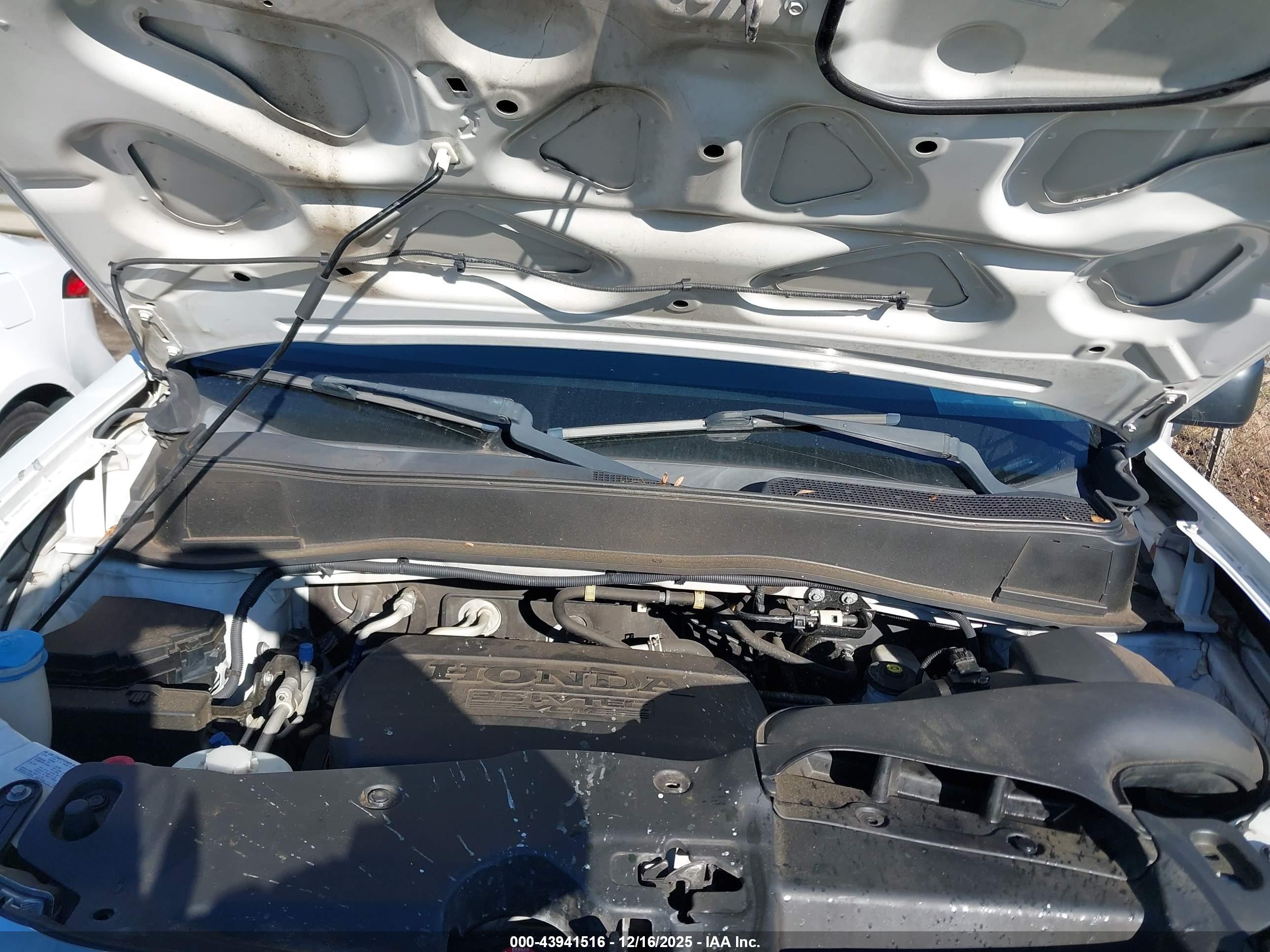 HONDA PILOT image 10